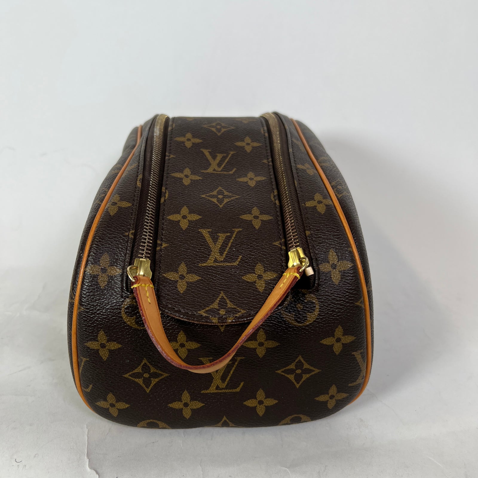 Louis Vuitton Monogram Canvas King Size Toiletry Bag