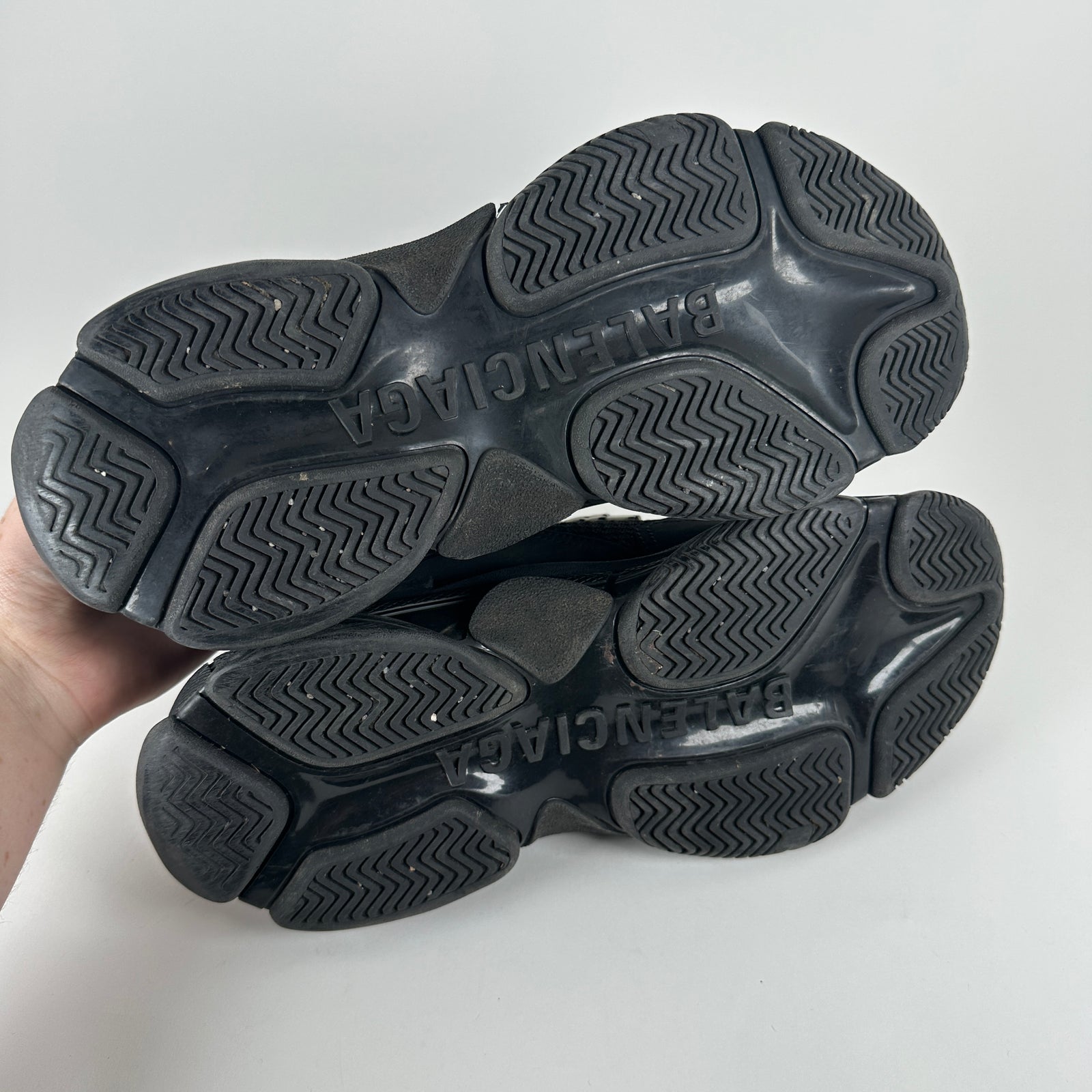 Balenciaga Black/White Triple S Sneaker Size 42