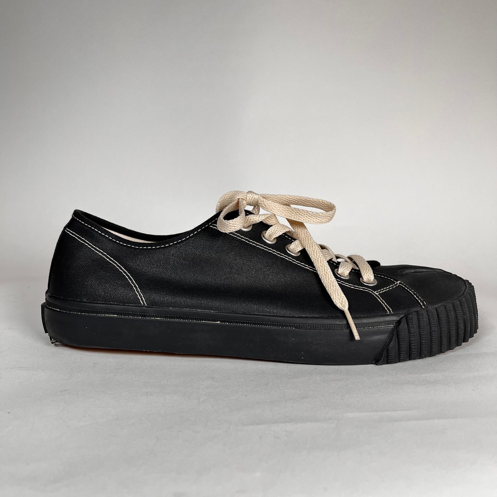 Maison Margiela Canvas Low Tabis Size 42