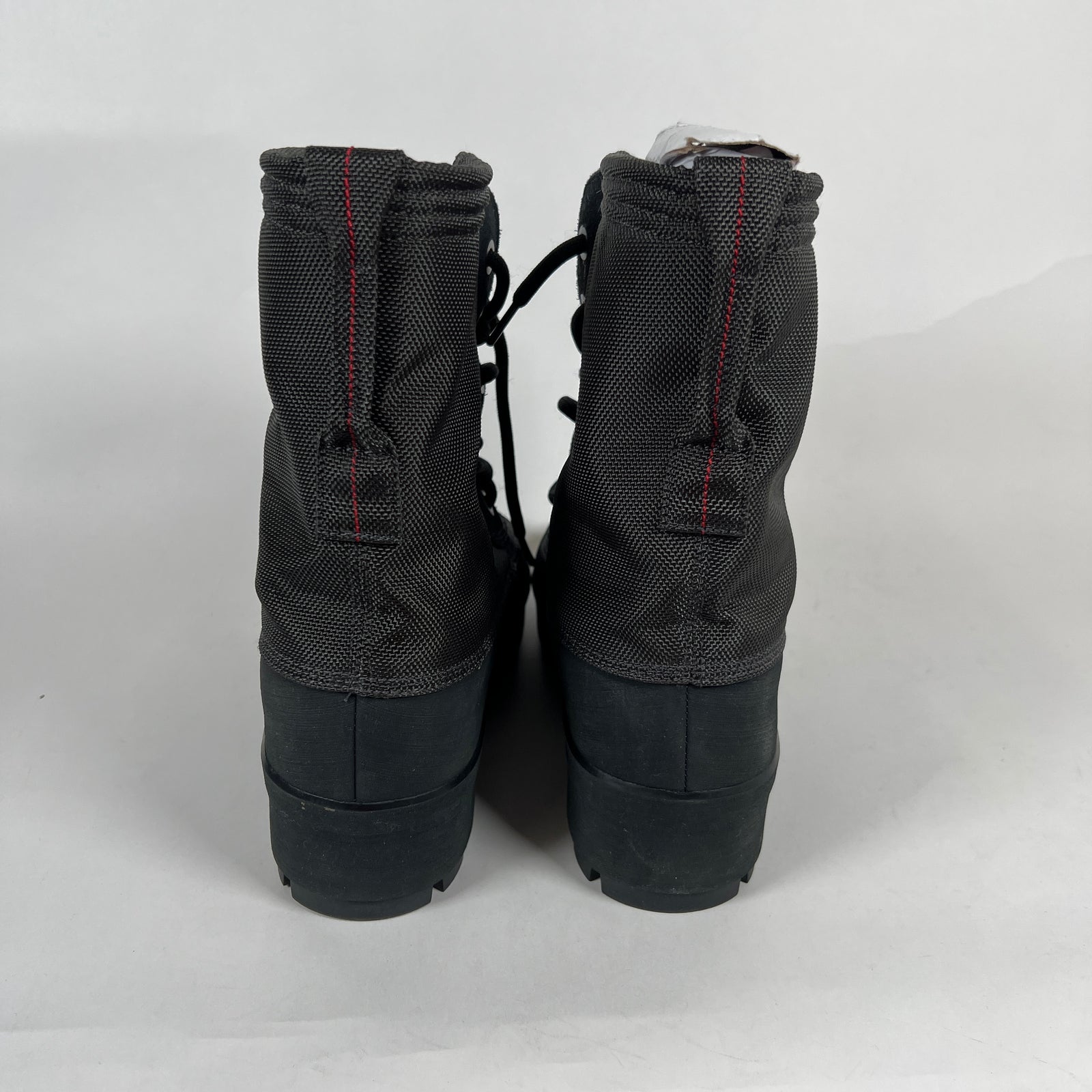 Yeezy 950 Pirate Black Size 7
