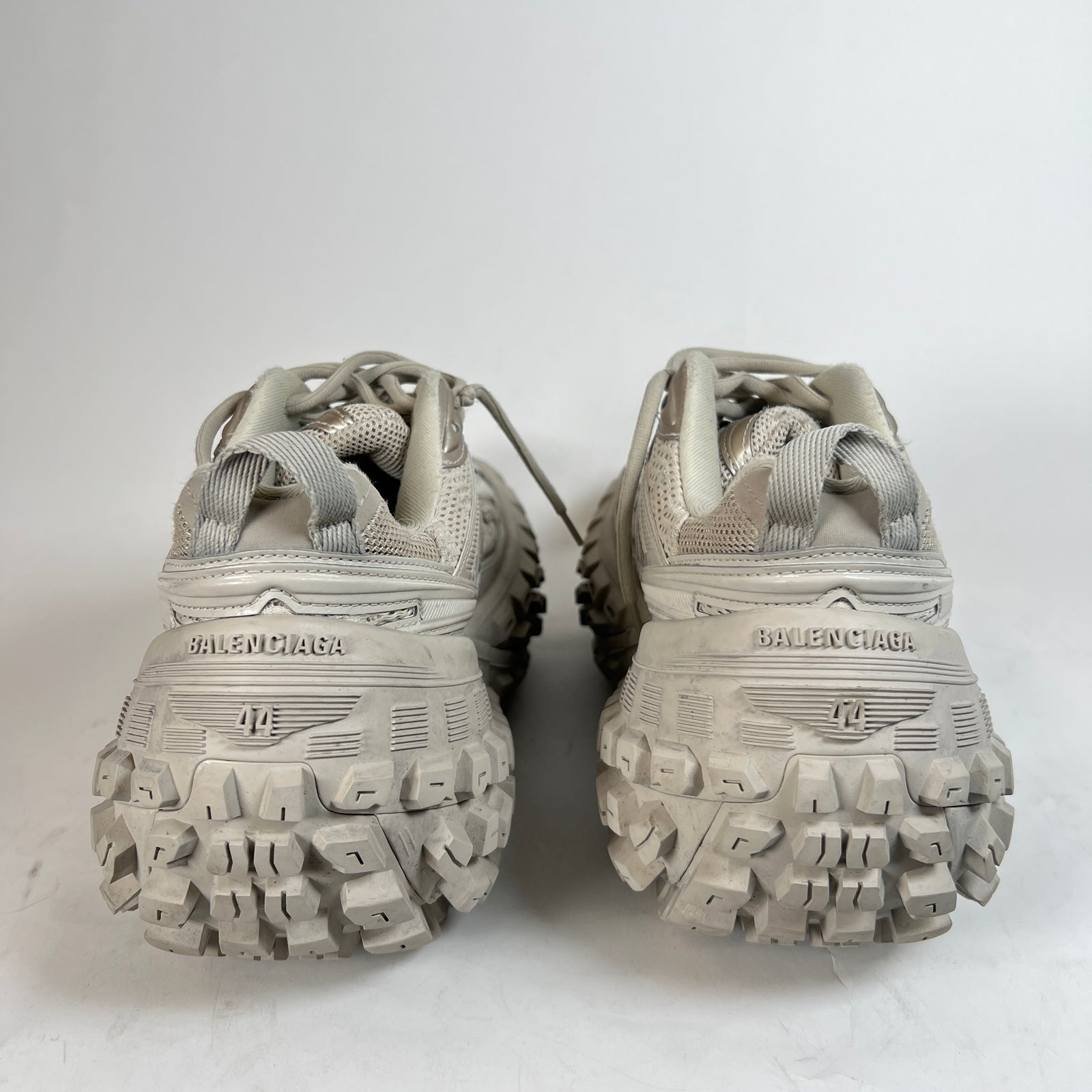Balenciaga Beige Defenders Size 44