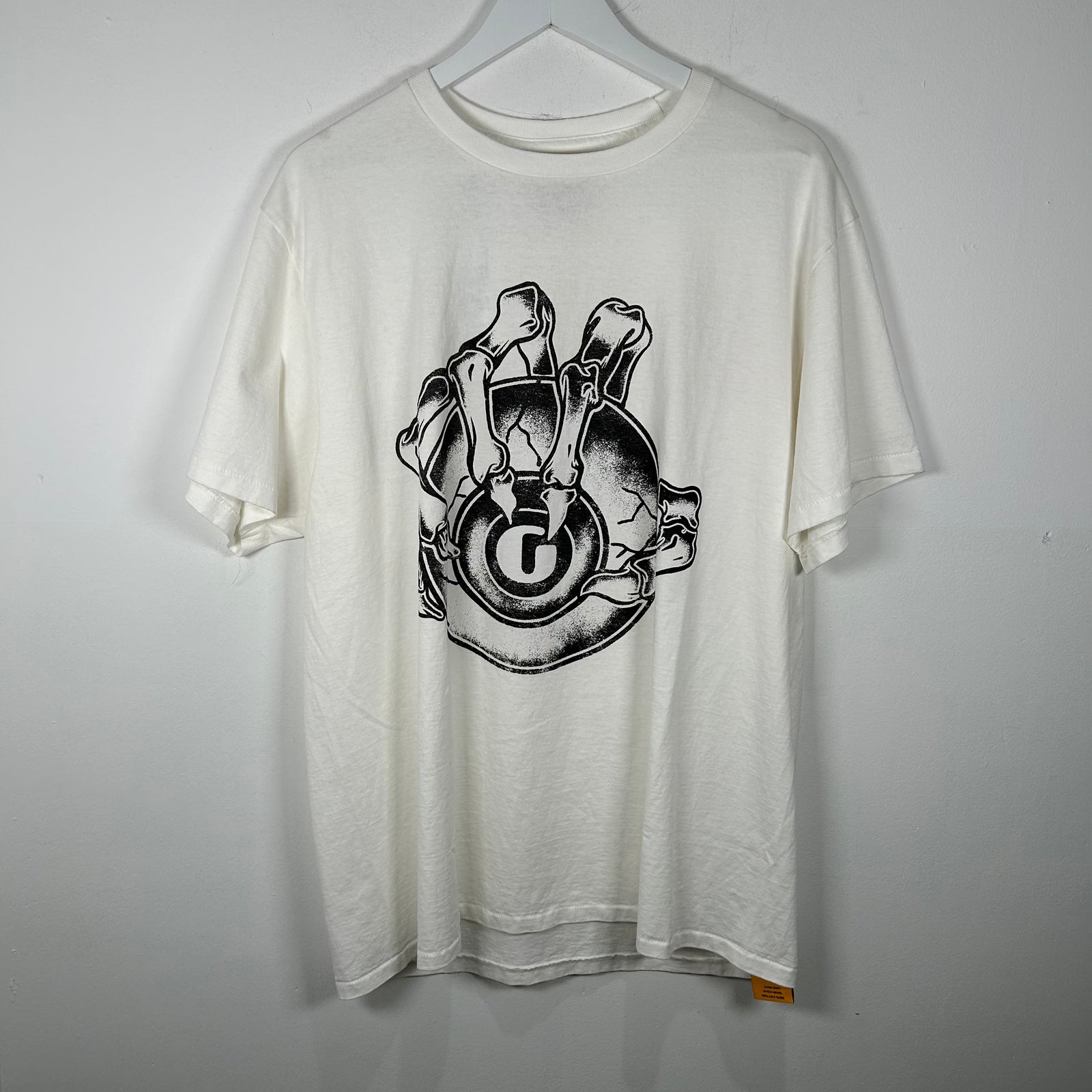 Gallery 'G-Ball' Graphic White T-Shirt Size L