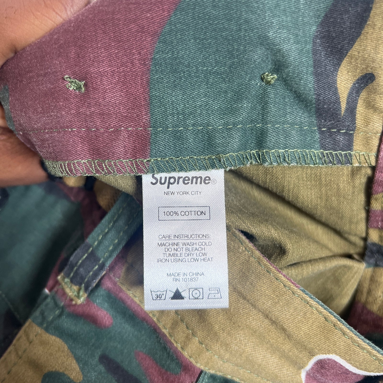 Supreme SS18 Woodland Camo Cargo Pants Size 30