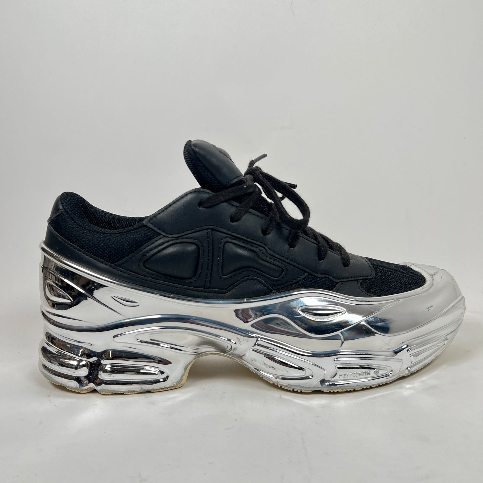 Raf Simons Black/Silver Ozweego Size 8.5