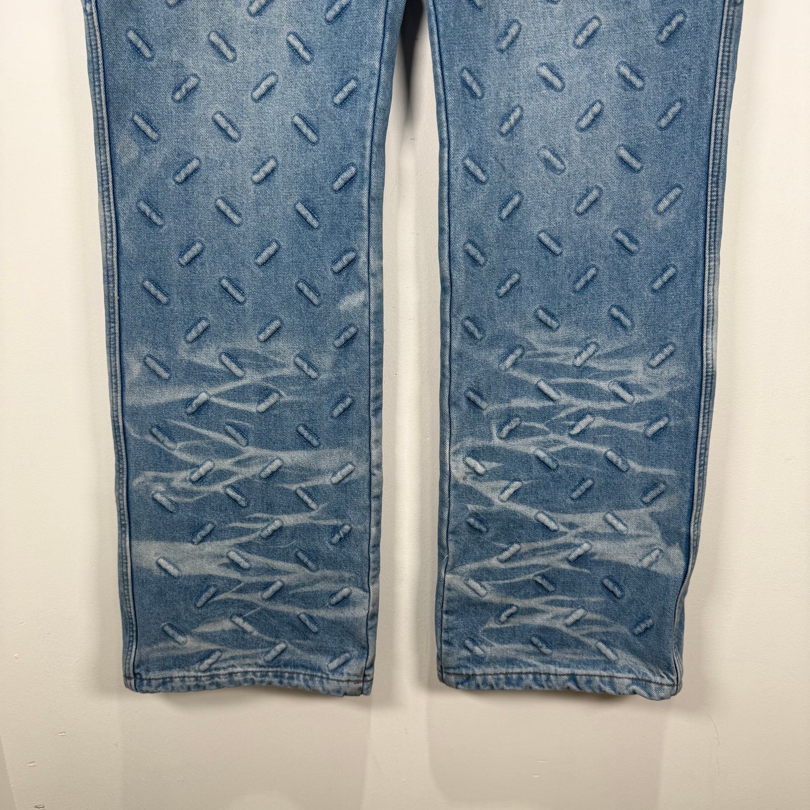 Who Decides War Blue 'Thread Plate' Denim Jeans Size 40