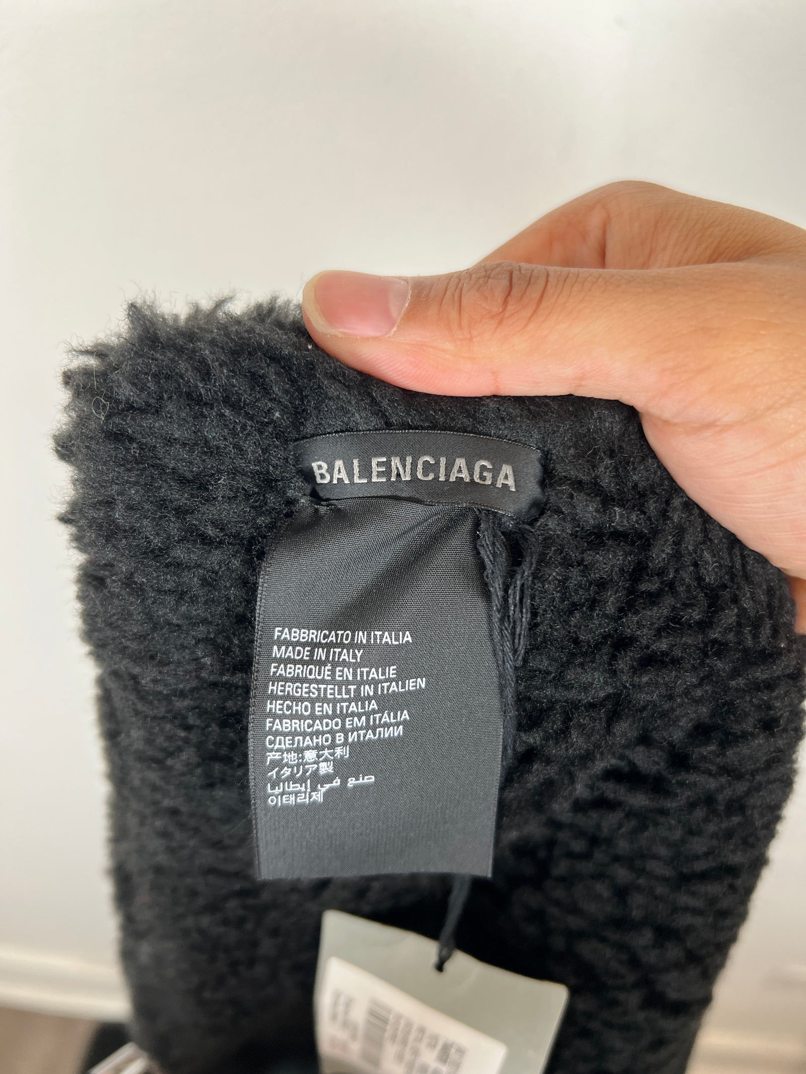 Balenciaga Black/Red Metal Logo Jumbo Fleece Scarf
