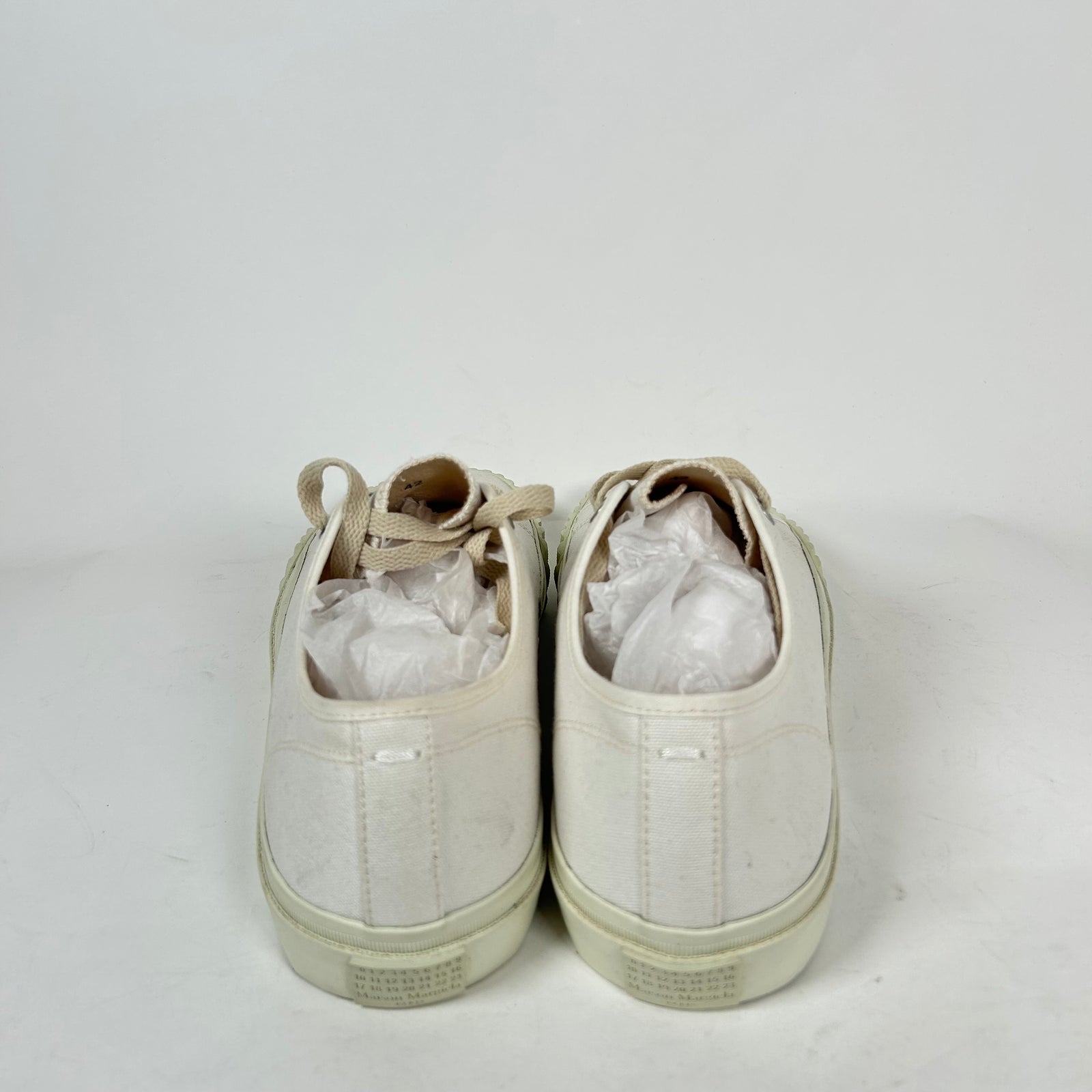 Maison Margiela White Canvas Low-Top Tabi Sneaker Size 42