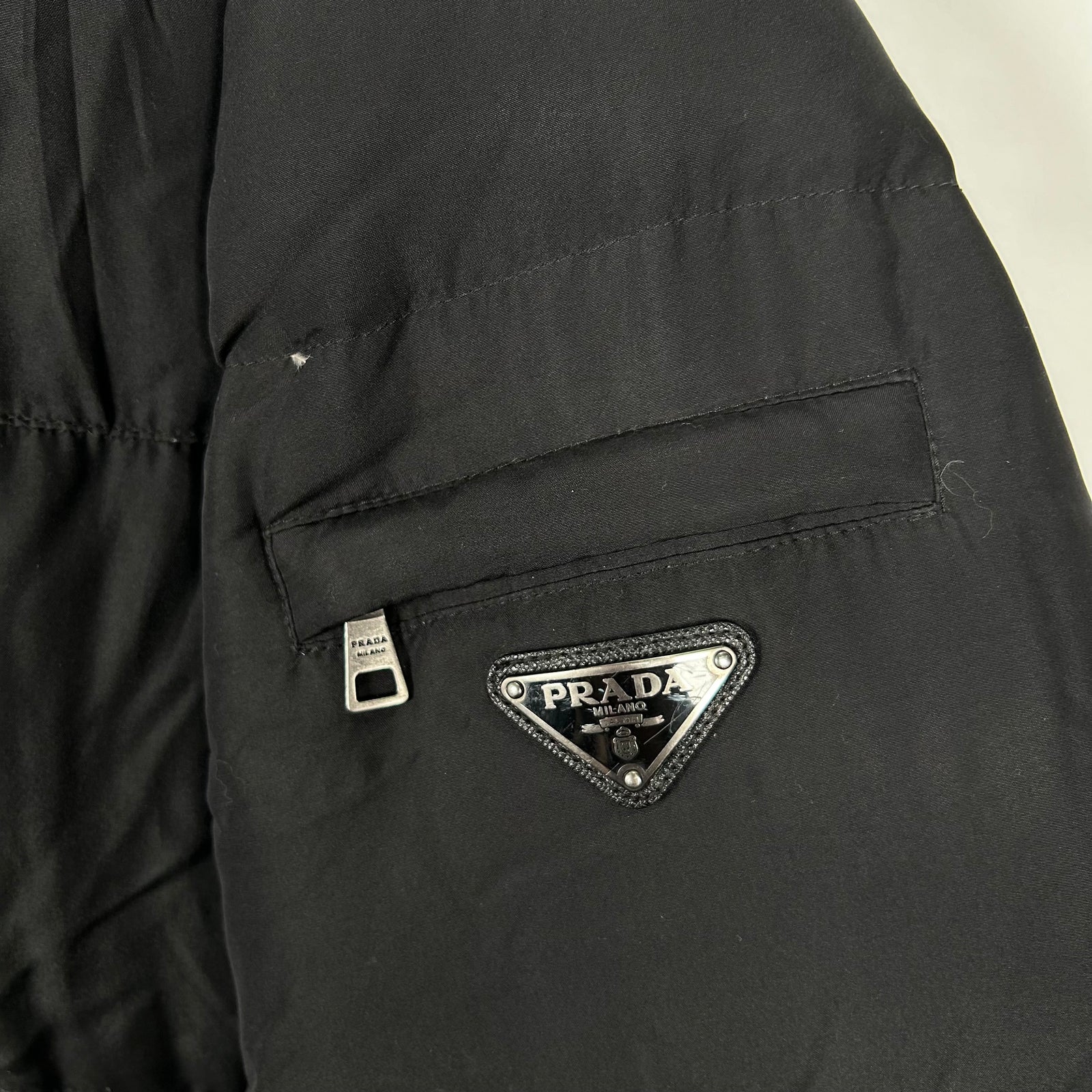 Prada Black Puffer Jacket Size 50
