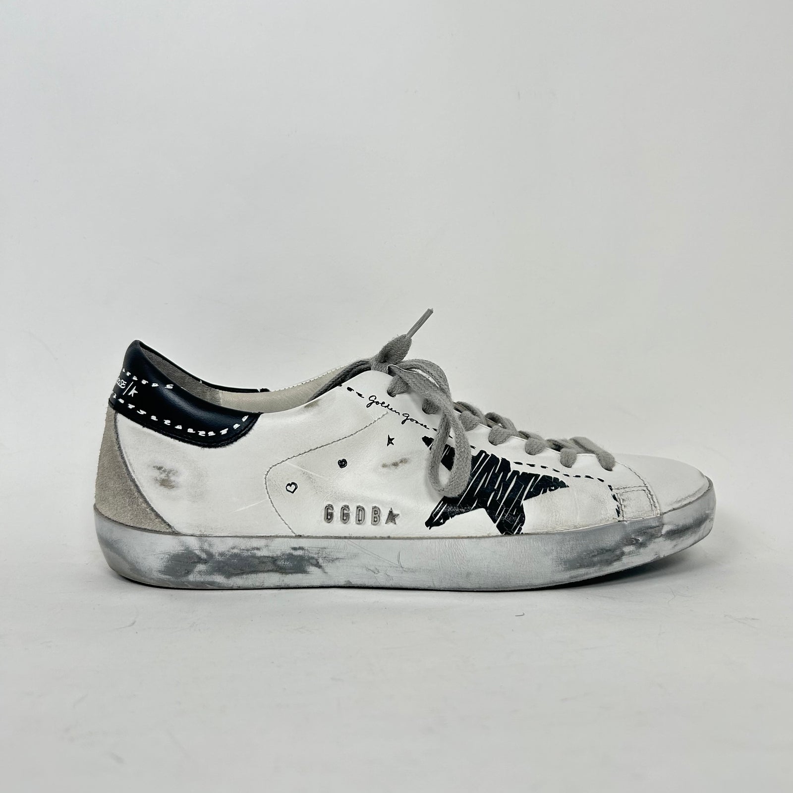 Golden Goose Low Top Sneaker SIze 41