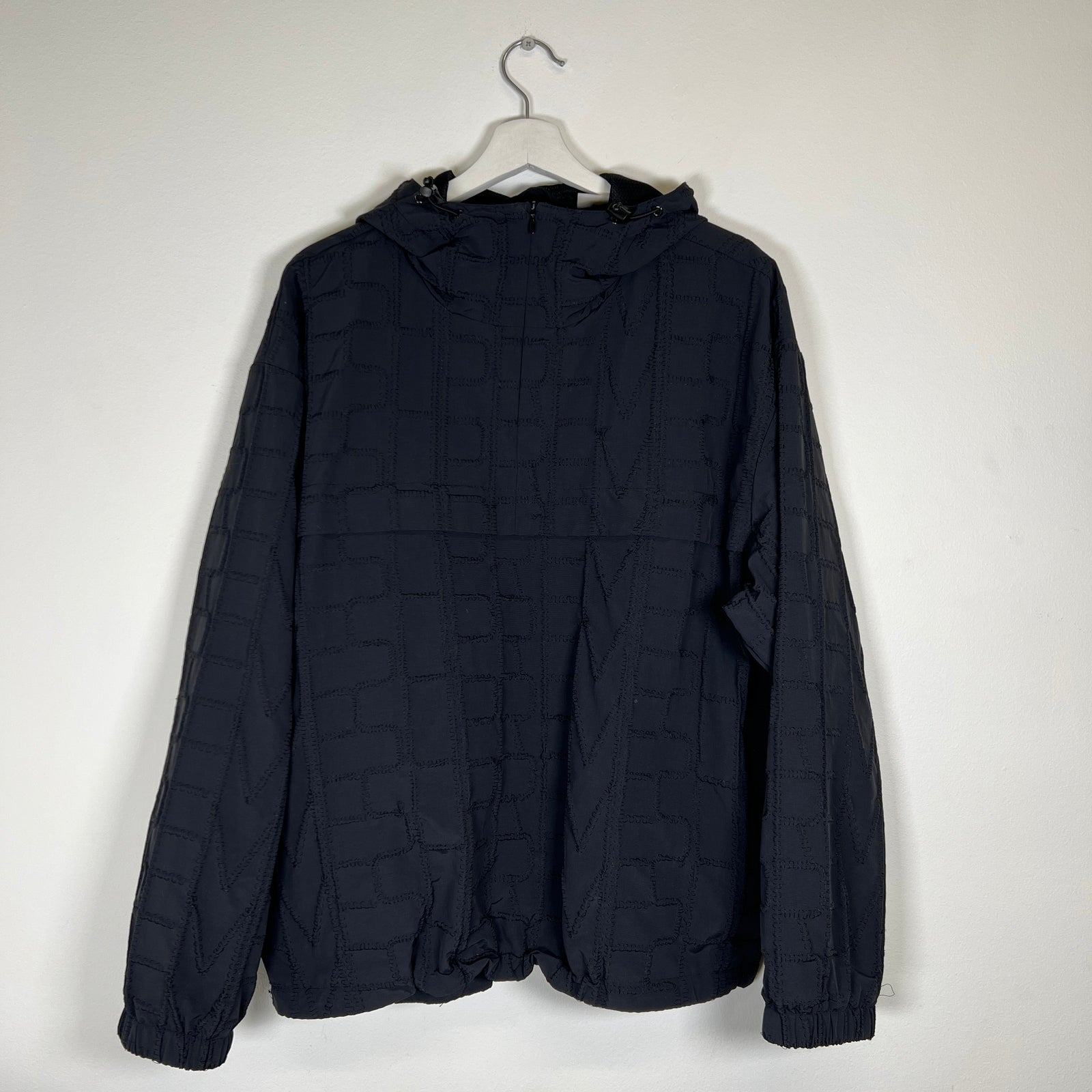 Supreme Black Stitch Logo Windbreaker Size M