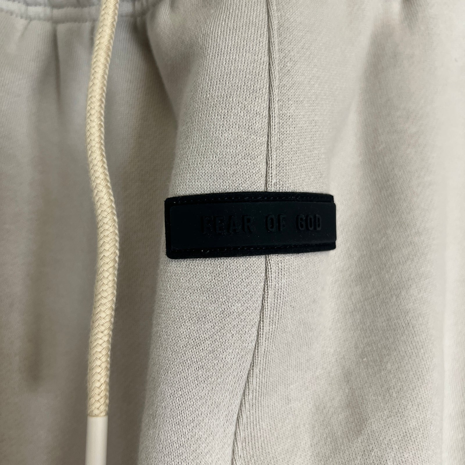 Essential Sweats Size L Silver Cloud