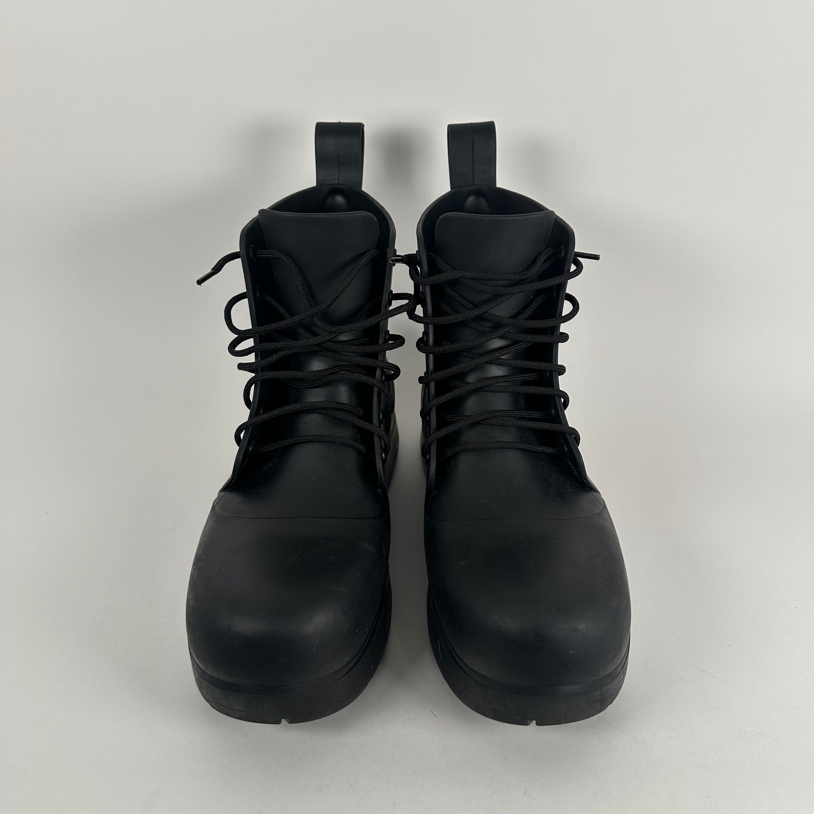 Bottega Veneta Black Lace-Up Puddle Boot Size 10
