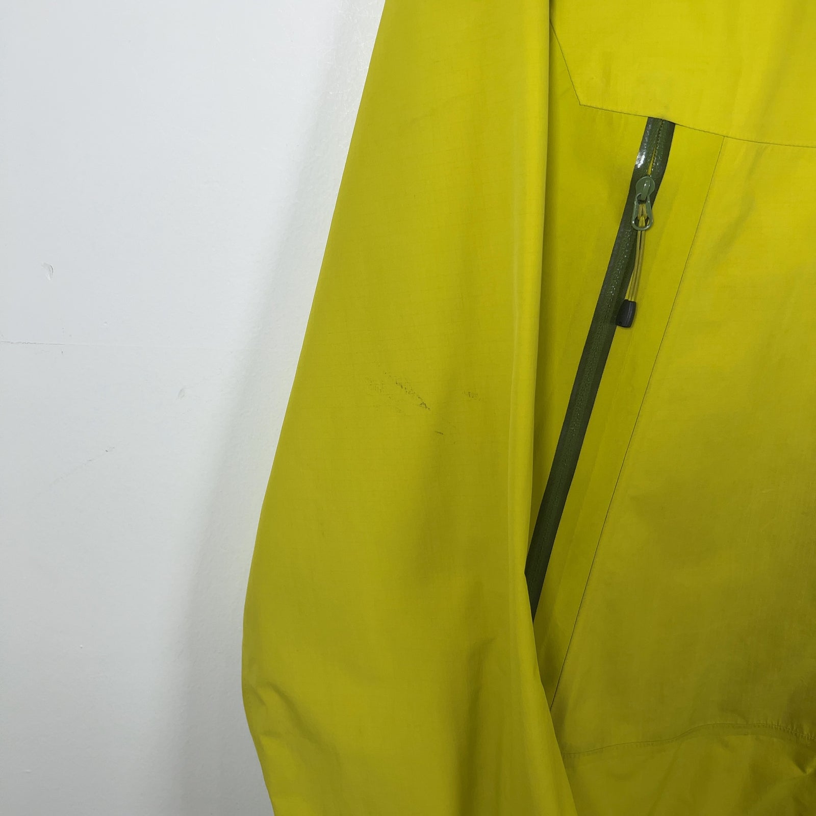 Arc'Teryx 'Euphoria' Beta Jacket Light Jacket