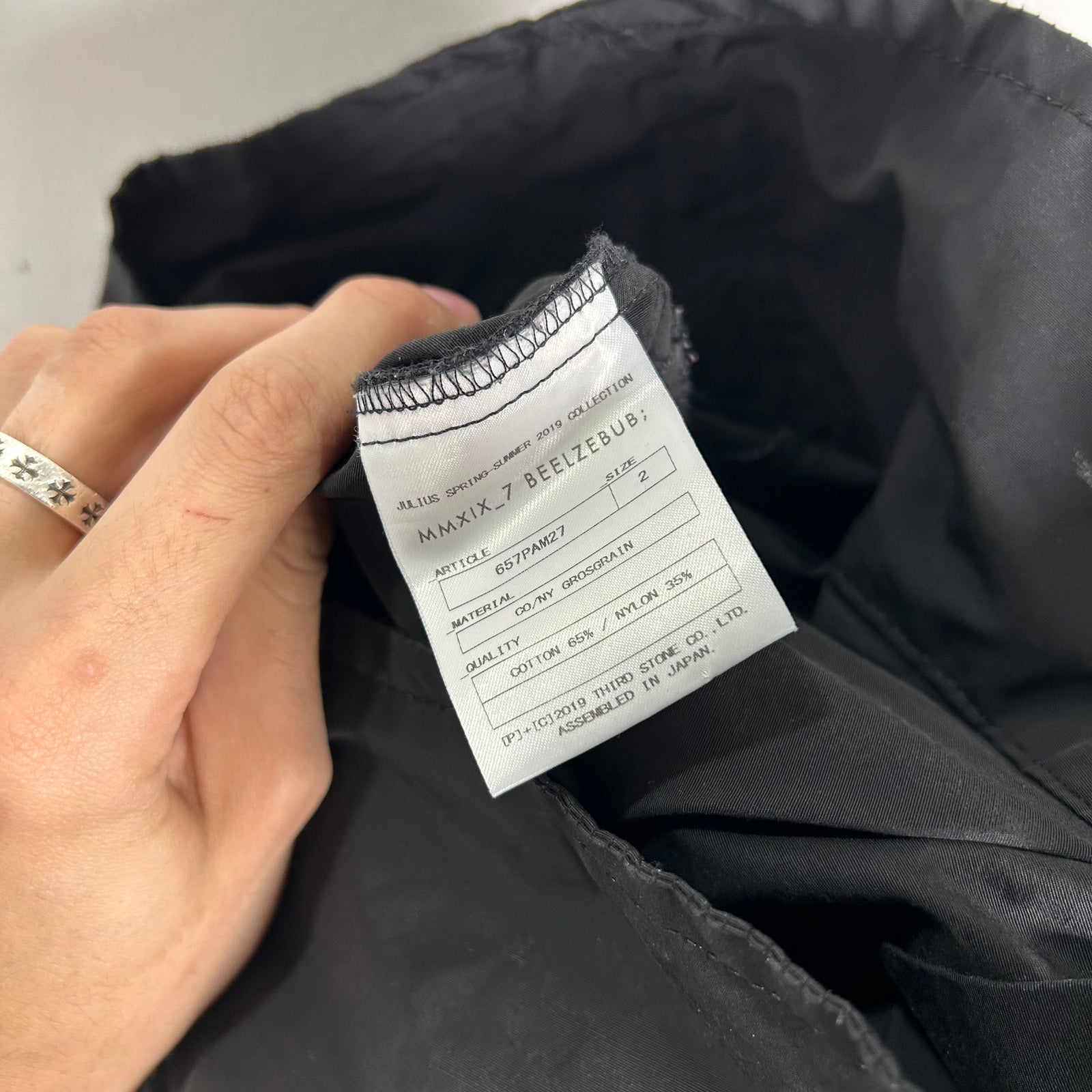 Julius Black Hybrid Sleeve Pants Size 2