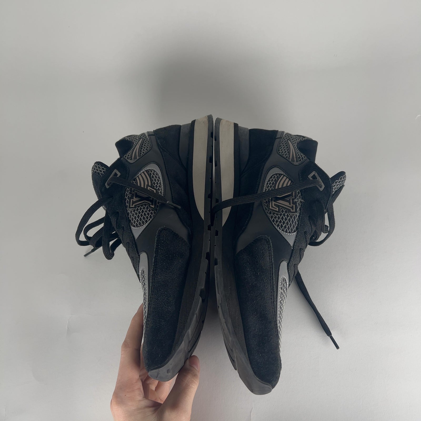Louis Vuitton Runaway Low-Top Sneaker