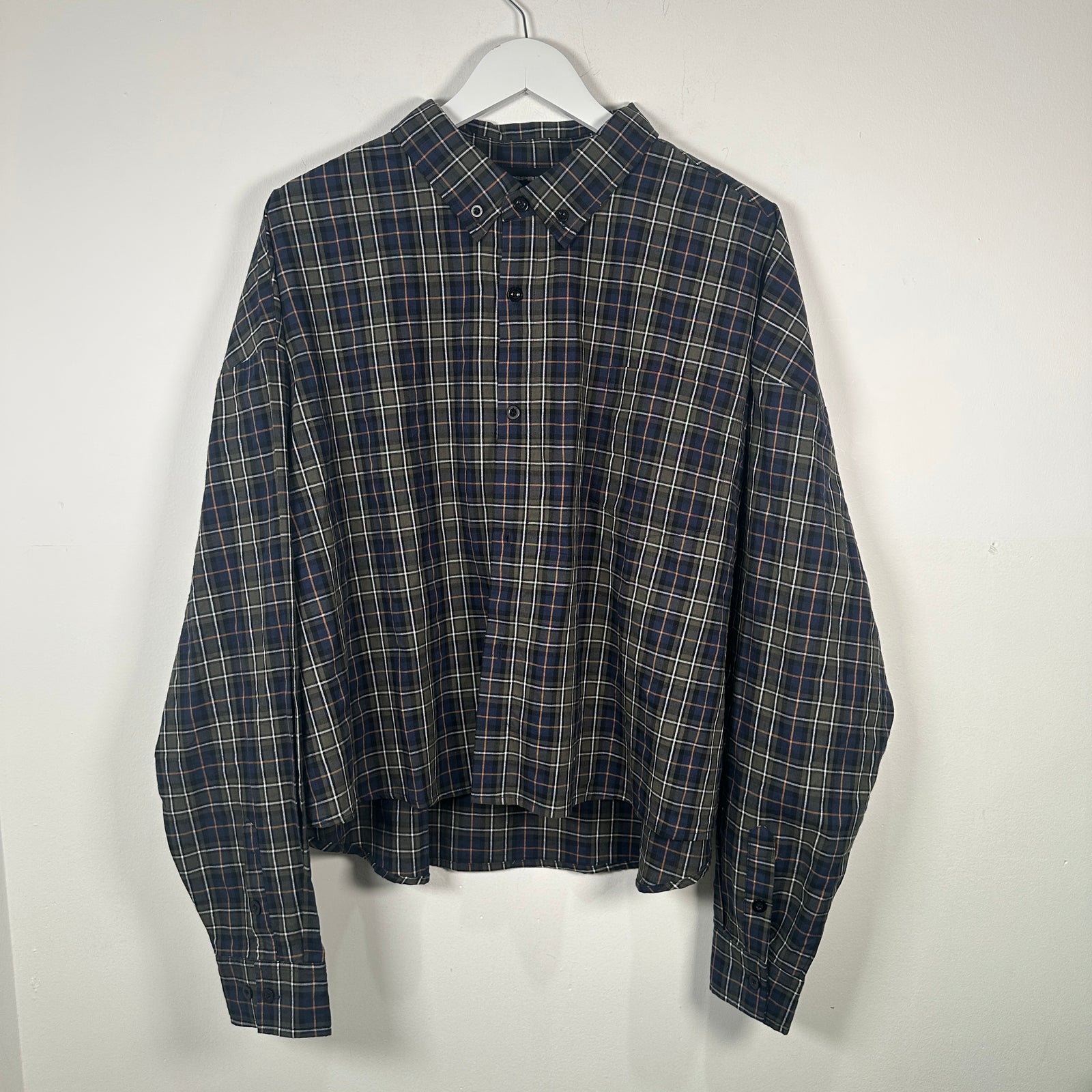 Raspberry Hills Back Logo Flannel Size L