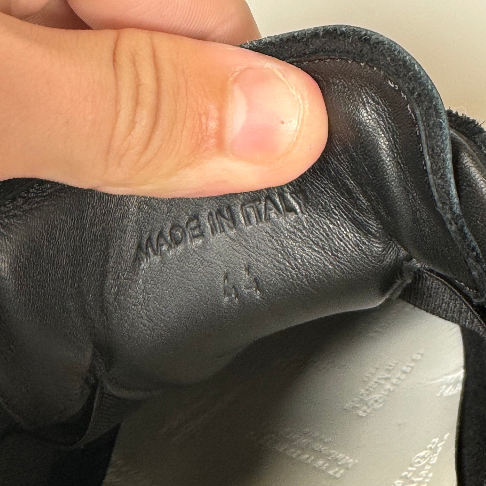 Maison Margiela All Black Gats Size 44