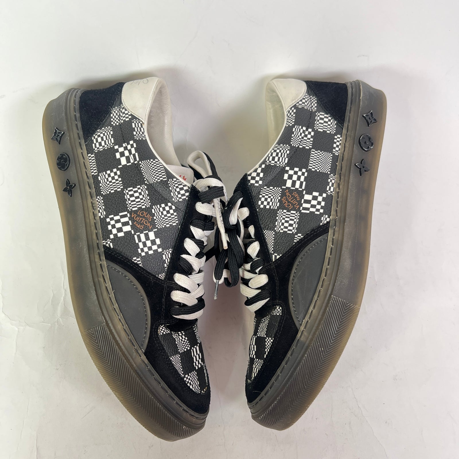 Louis Vuitton Damier Ollie Low-Top Sneaker
