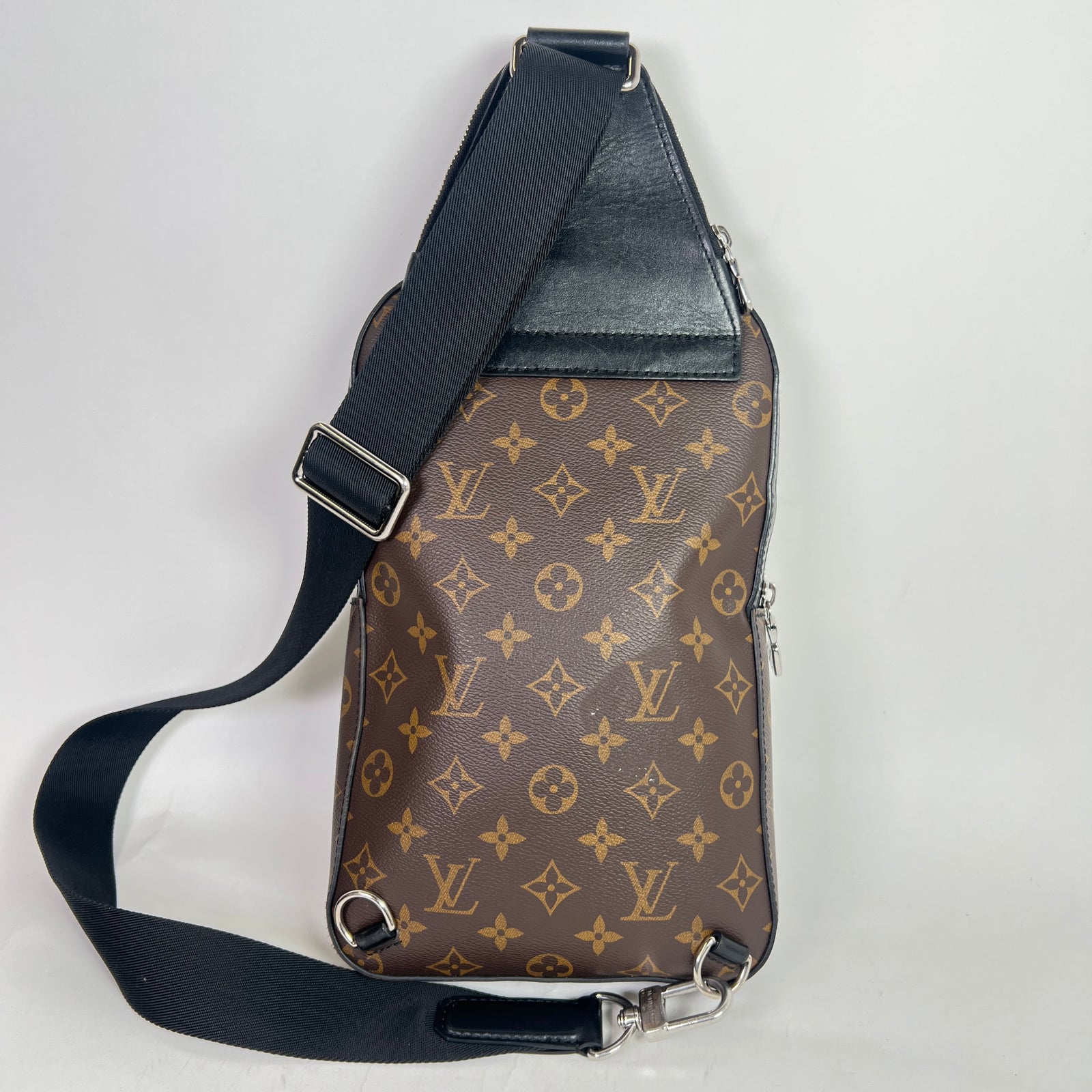 Louis Vuitton Monogram Avenue Sling Bag