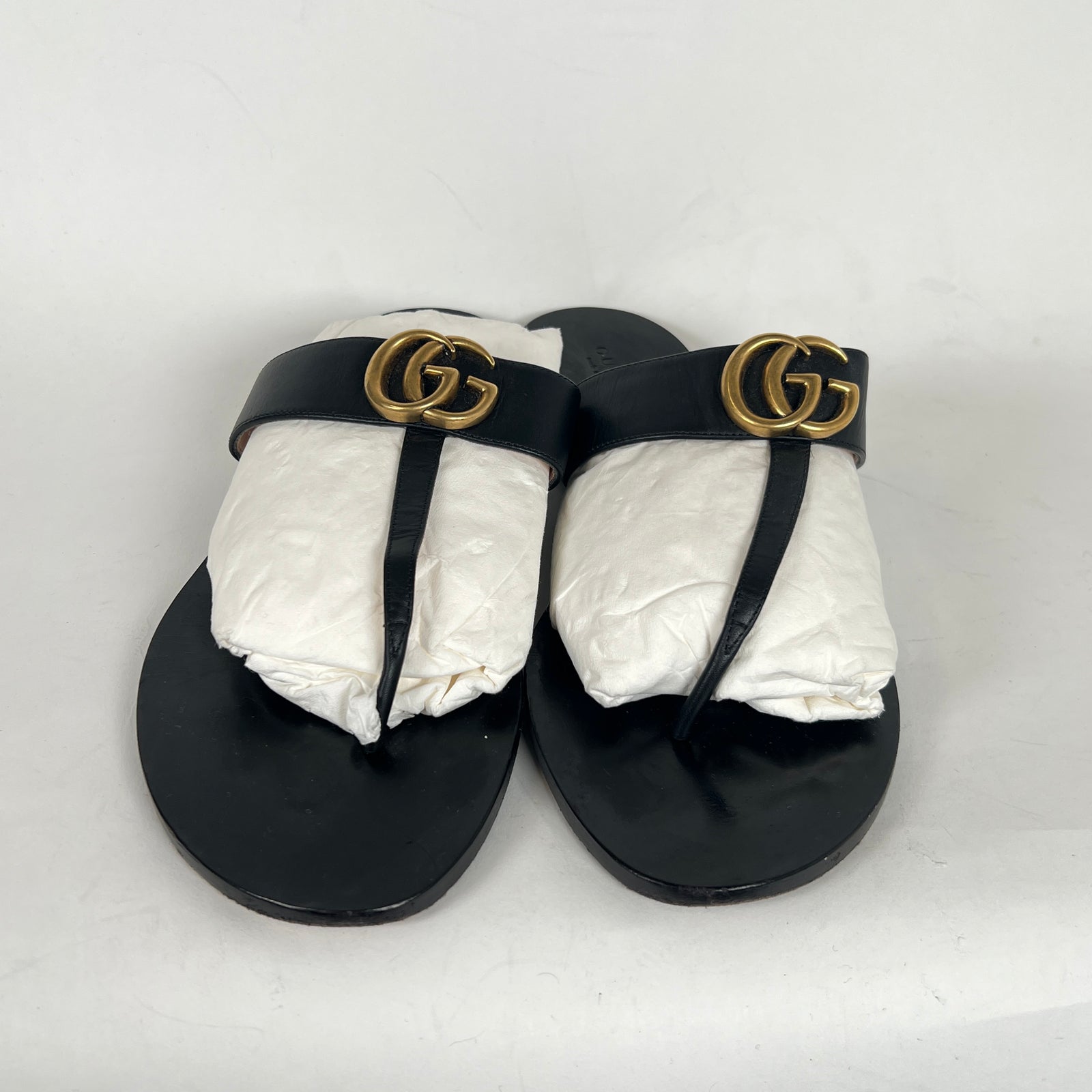 Gucci GG T-Strap Flats Size 40.5