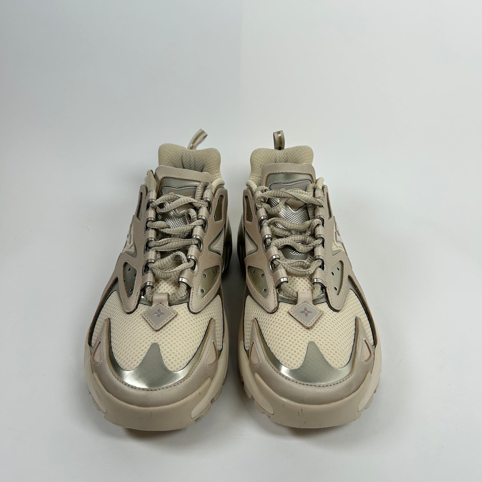 Louis Vuitton Beige Tactic Runner Size LV 9