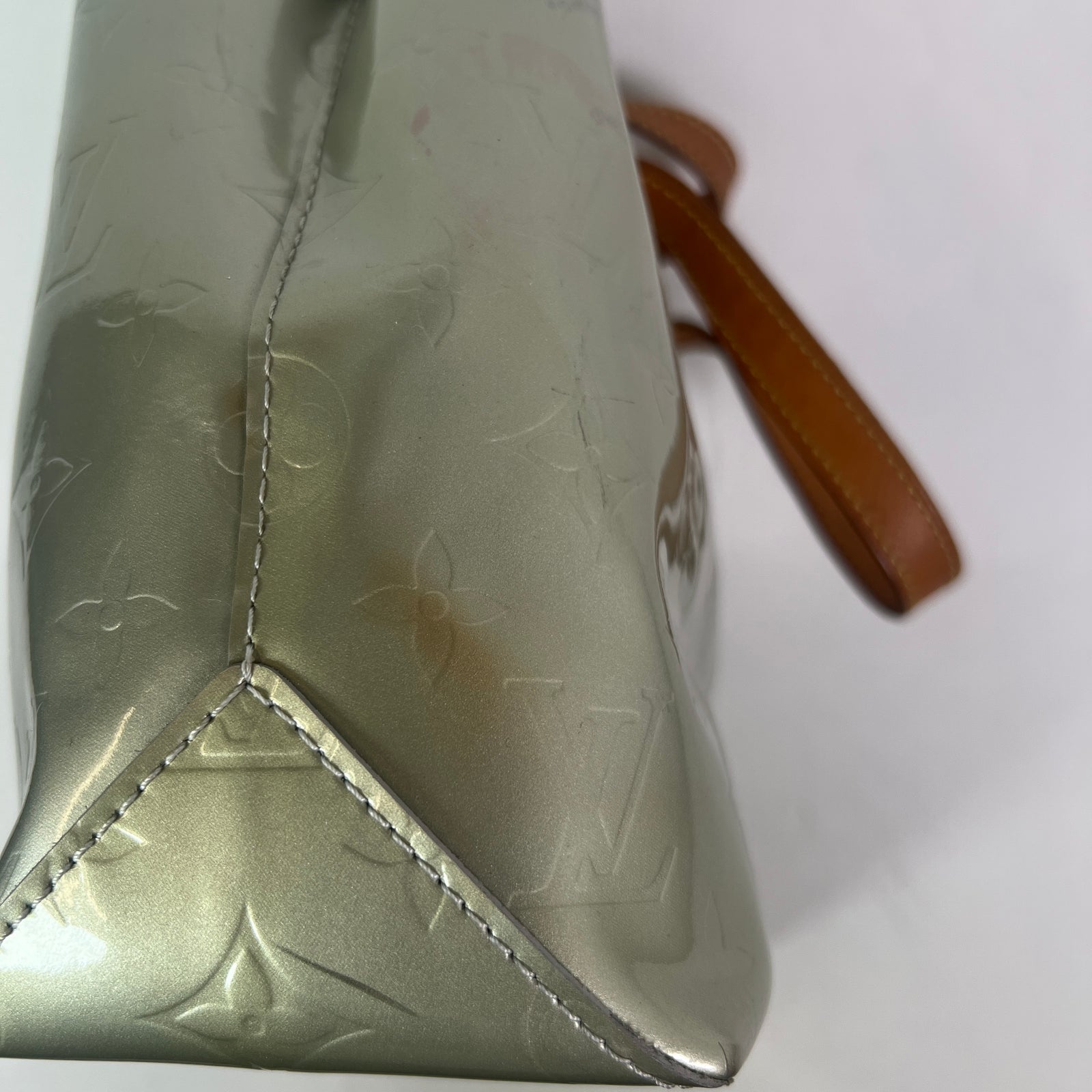 Louis Vuitton Blue Lavender Monogram Vernis Reade PM Handbag