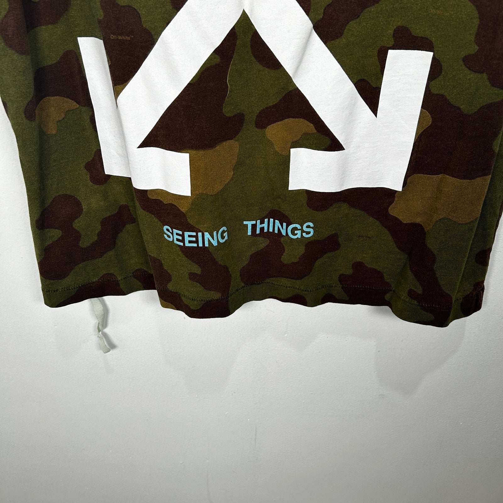 Off White Main Label Camo Logo Tee Size XS