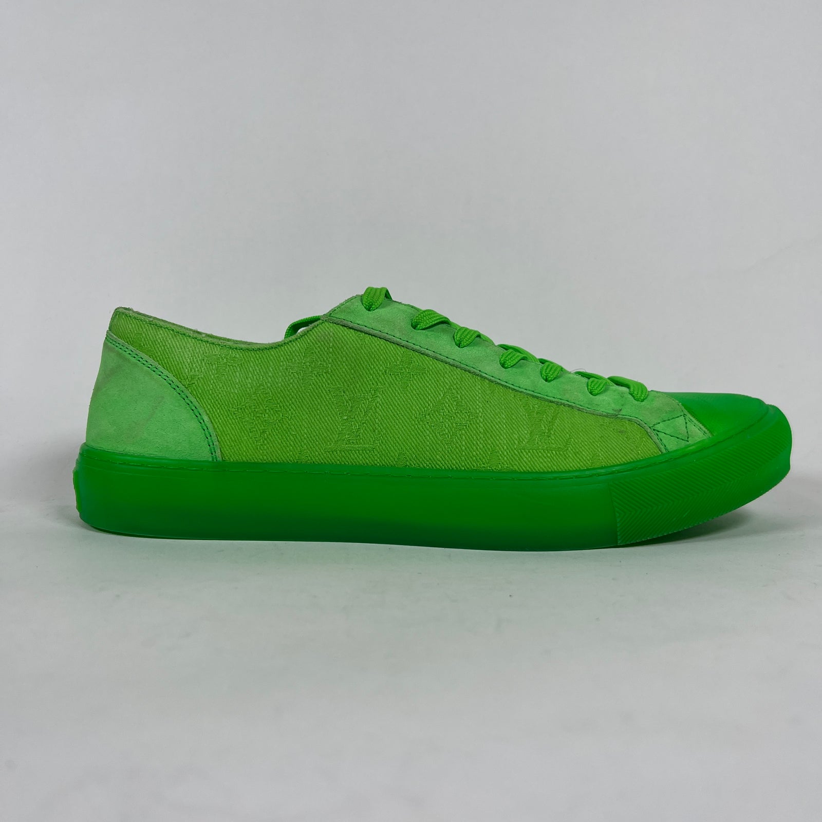 Louis Vuitton Canvas Monogram Shoes Size 9