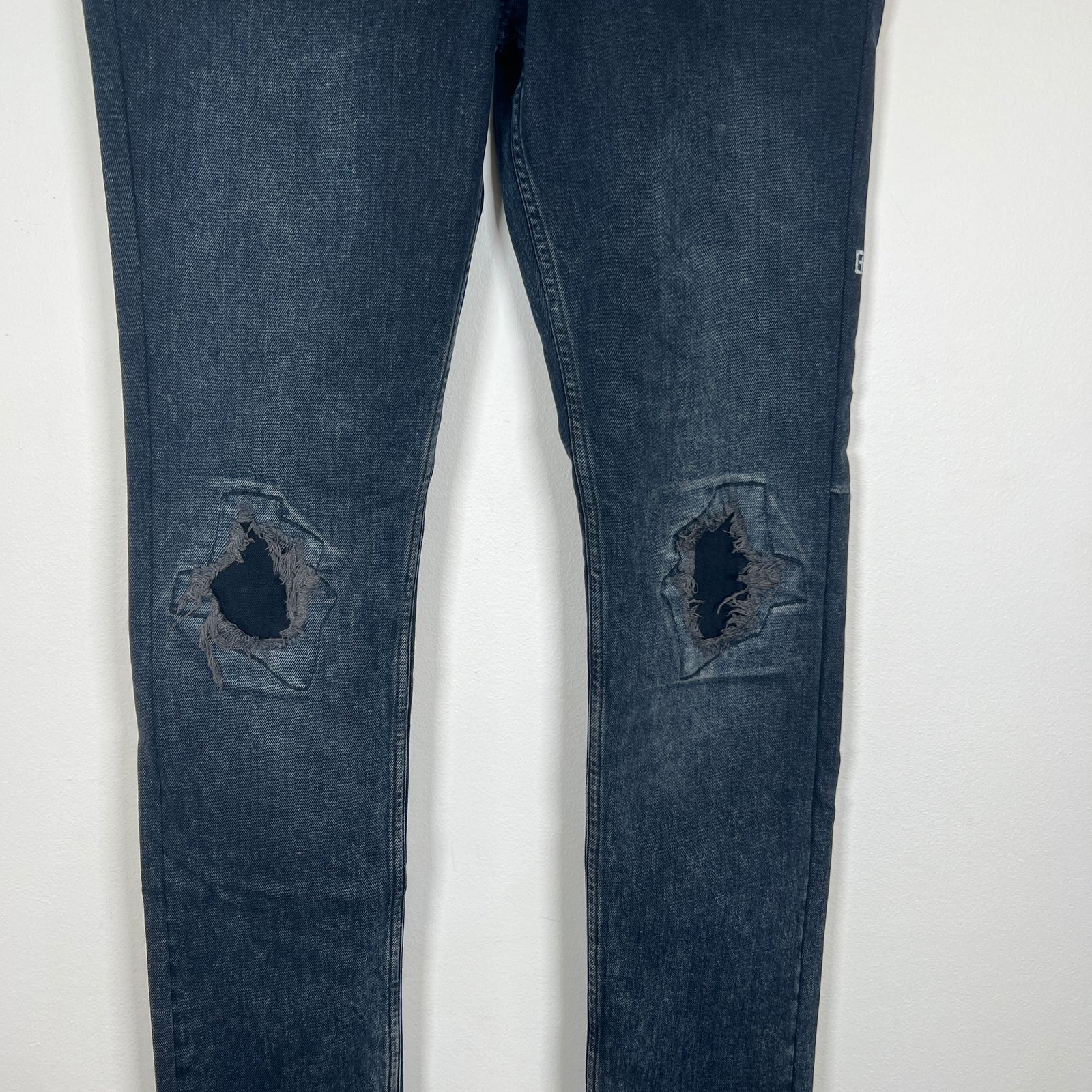 Ksubi Blue Wash Knee Holes Size 36