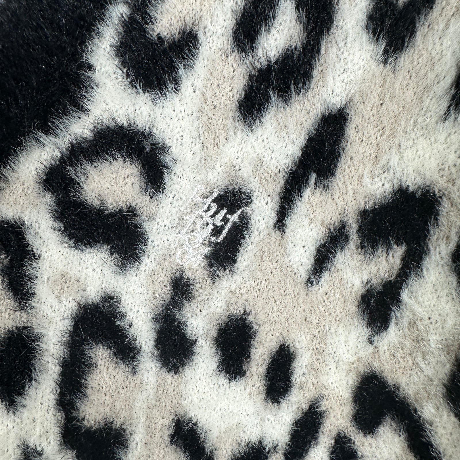 Huf Animal Print Knit Caradigan Size L