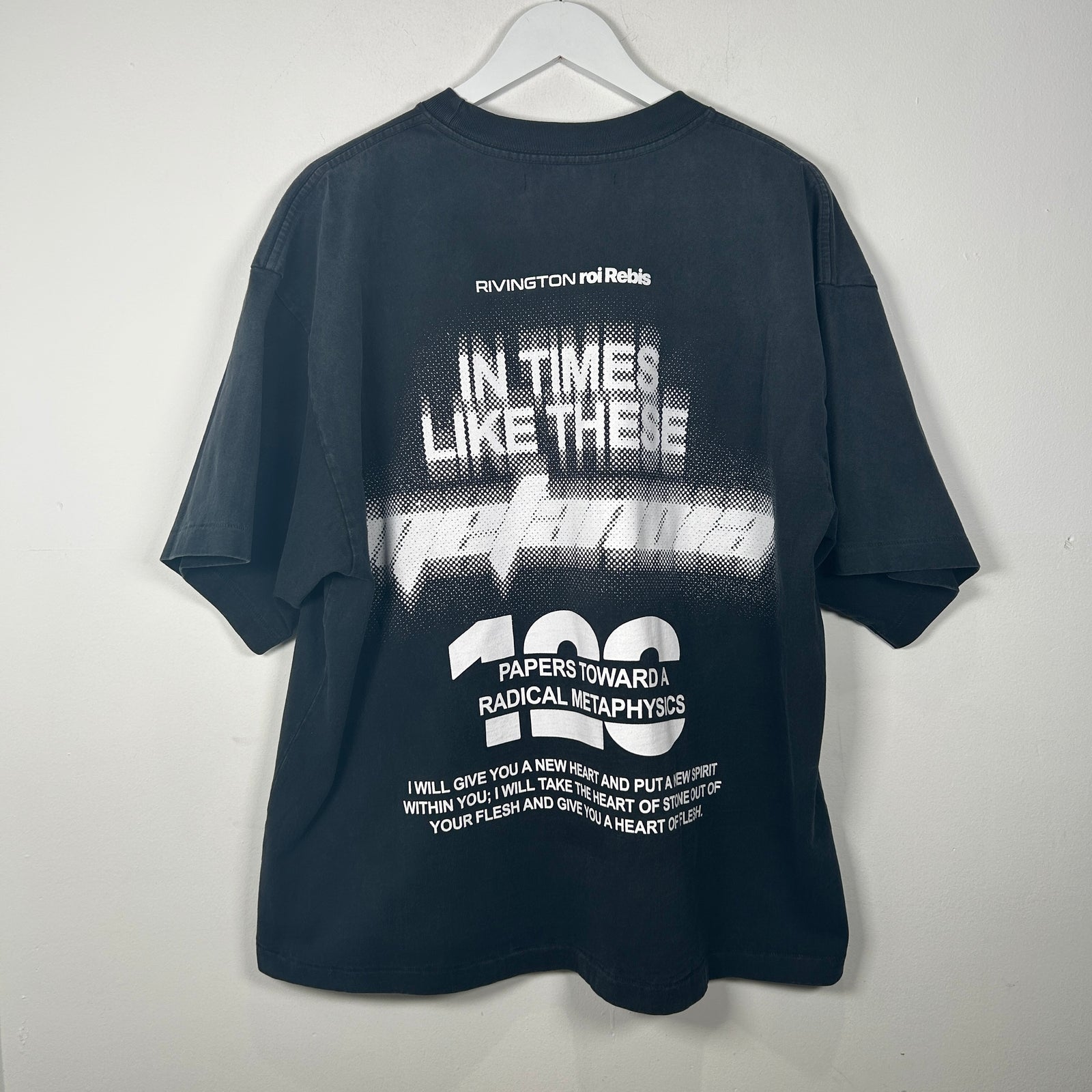 Rivington Roi Rebis 'Times Like These' Oversized Graphic T-Shirt Size M