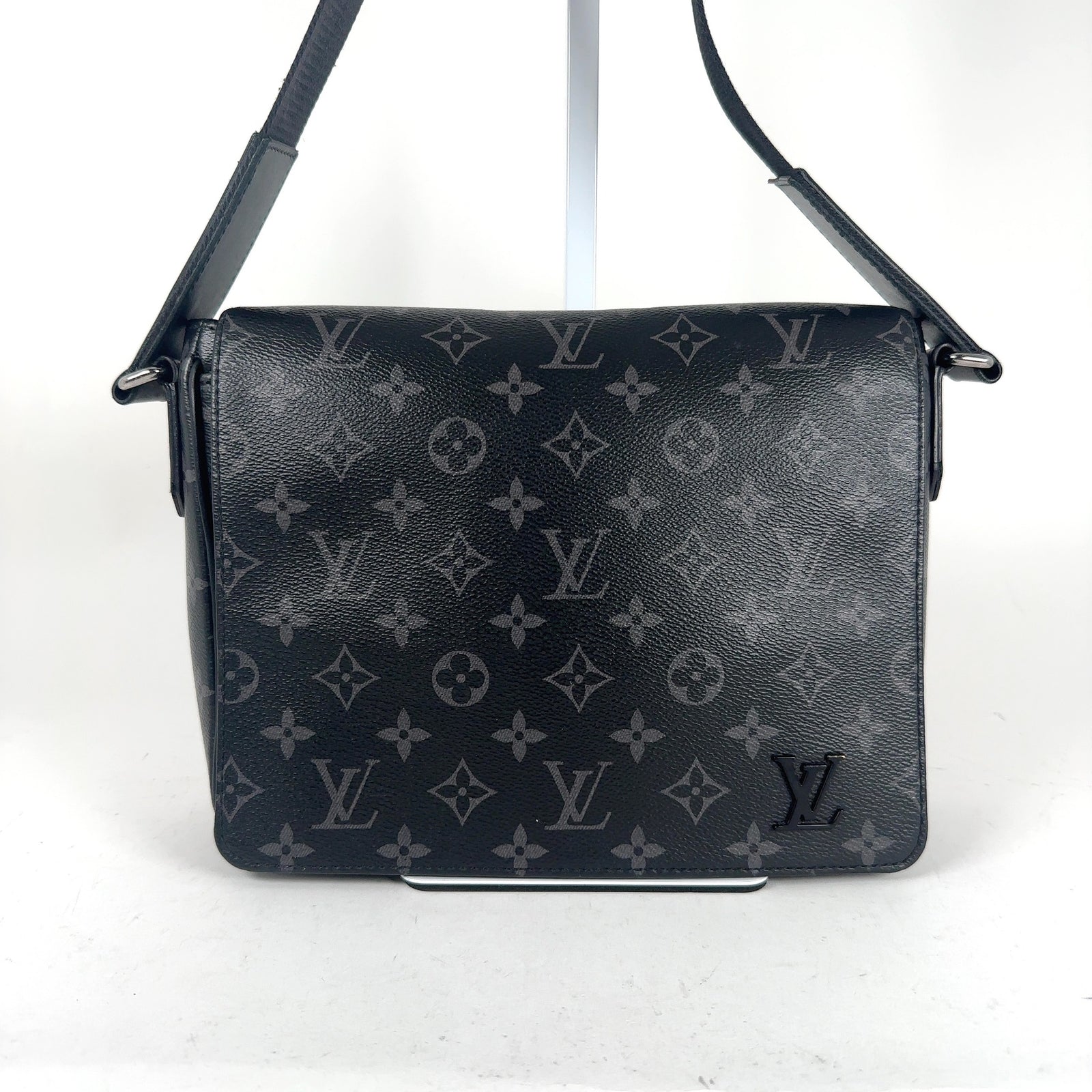 Louis Vuitton District PM Monogram Bag