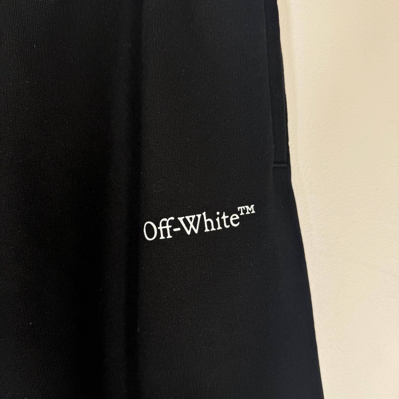 Off-White Black Arrows Sweatpants Size XL