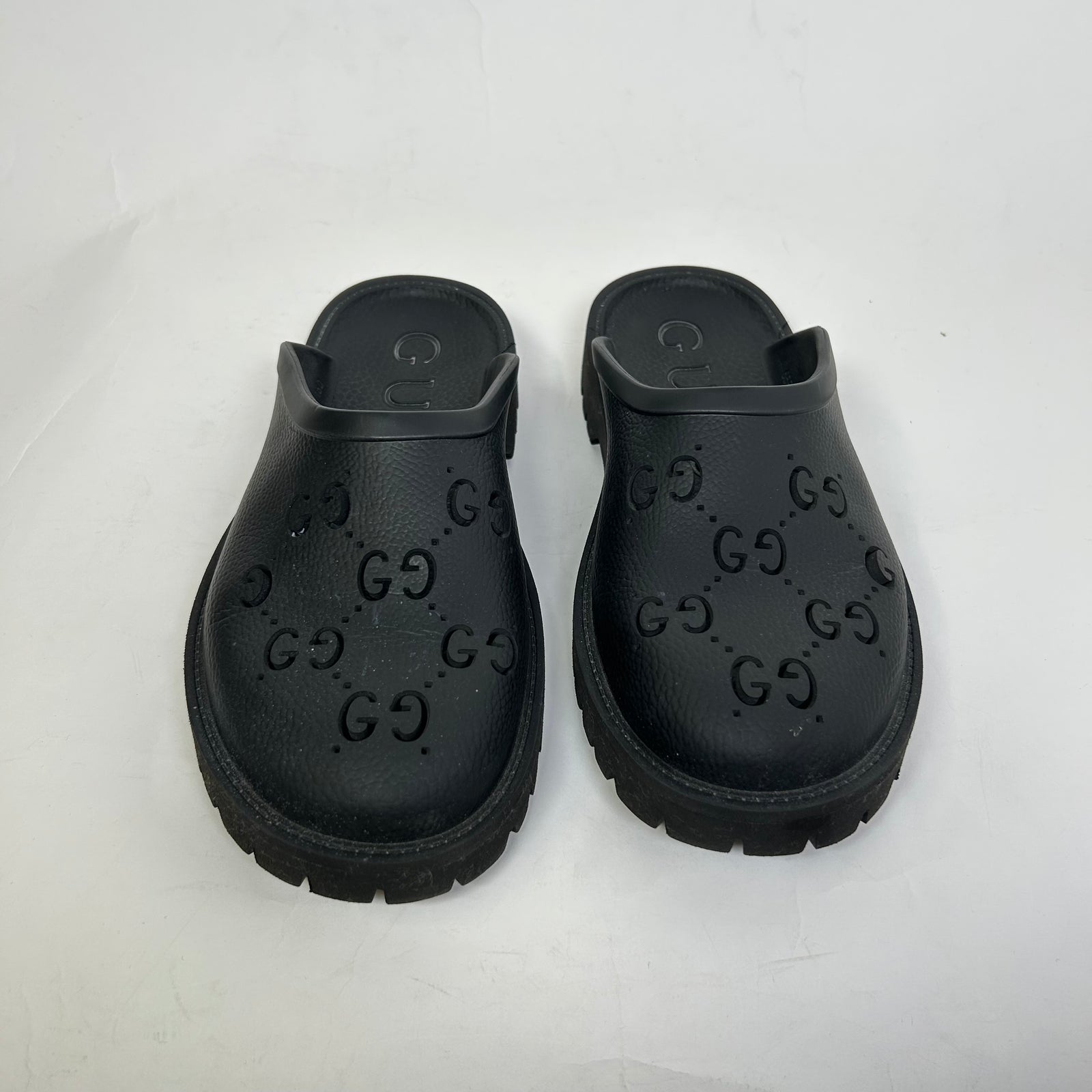 Gucci Black GG Rubber Sandals Size GG 8
