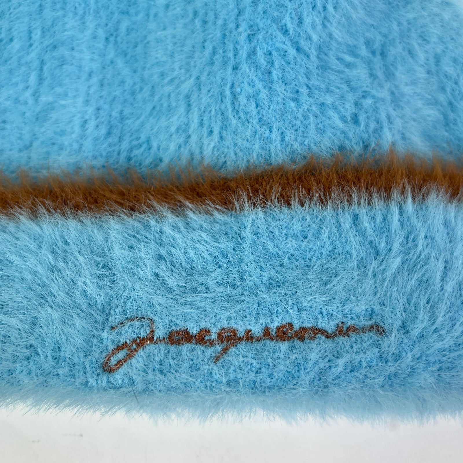 Jacquemus 'Le Bonnet Neve' Fuzzy Beanie