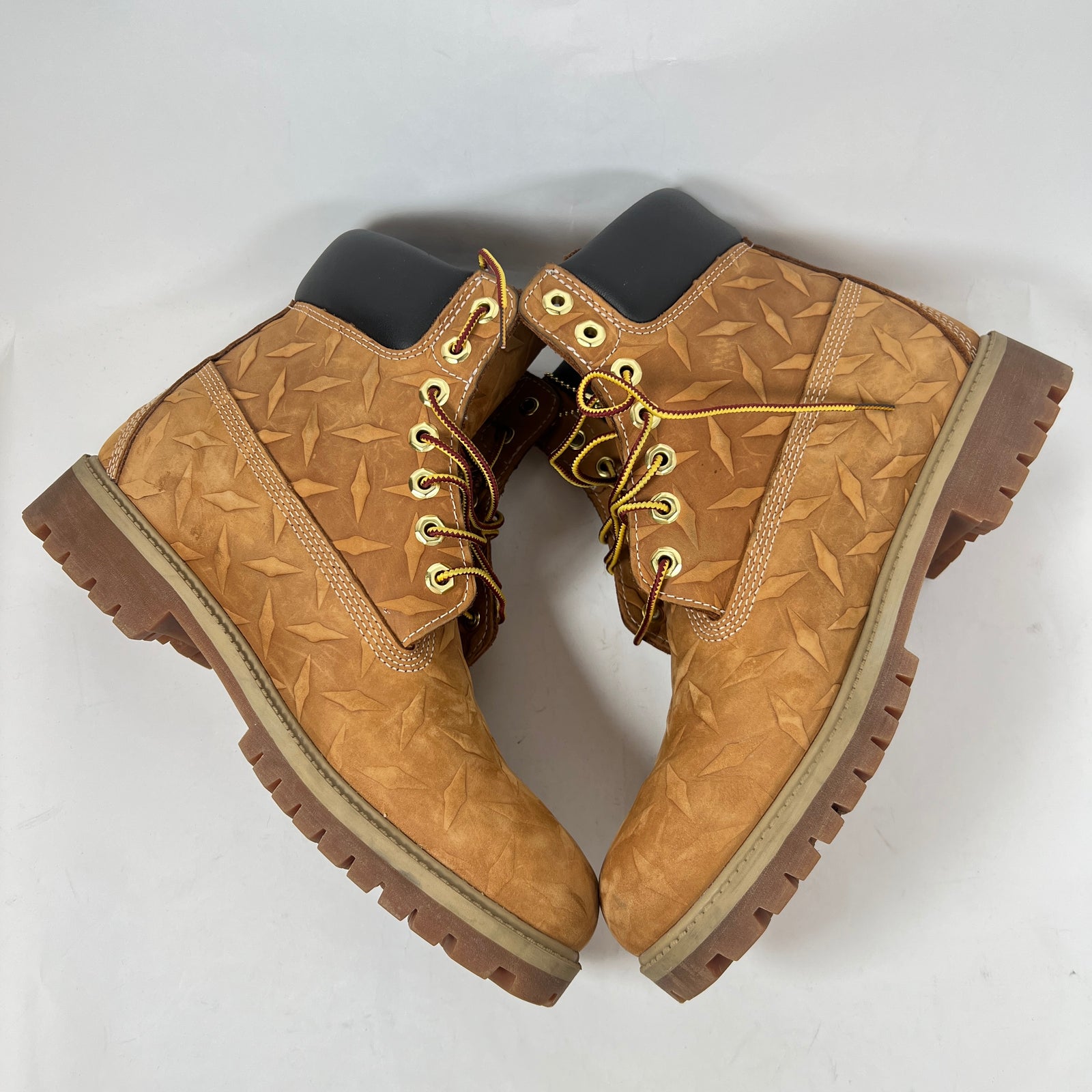 Supreme x Timberland Wheat Diamond Plate 6" Premium Waterproof Boots Size 8.5