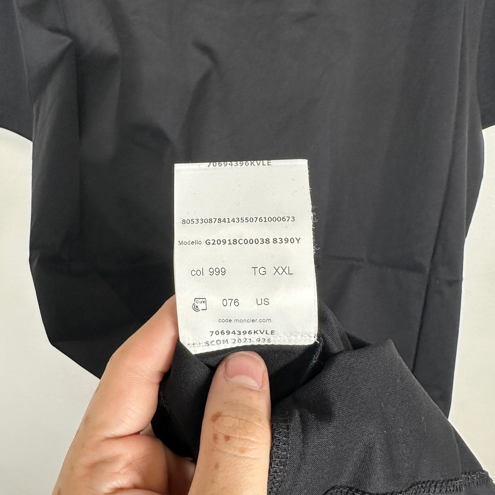 Moncler Maglia Black Logo Patch T-Shirt Size 2XL