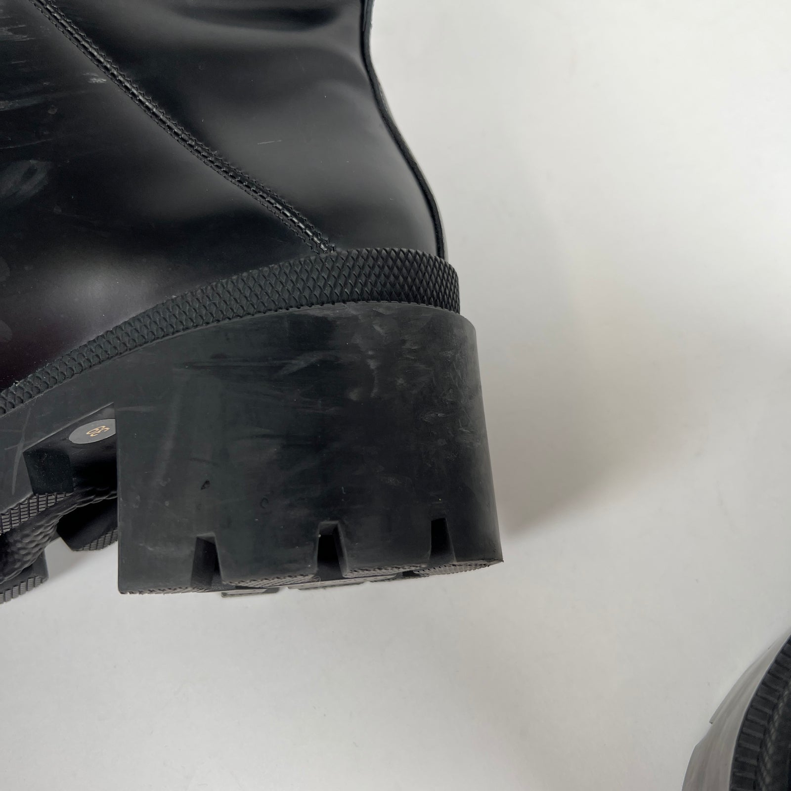 Gucci Slyvie Ankle Combat Boot Size 39