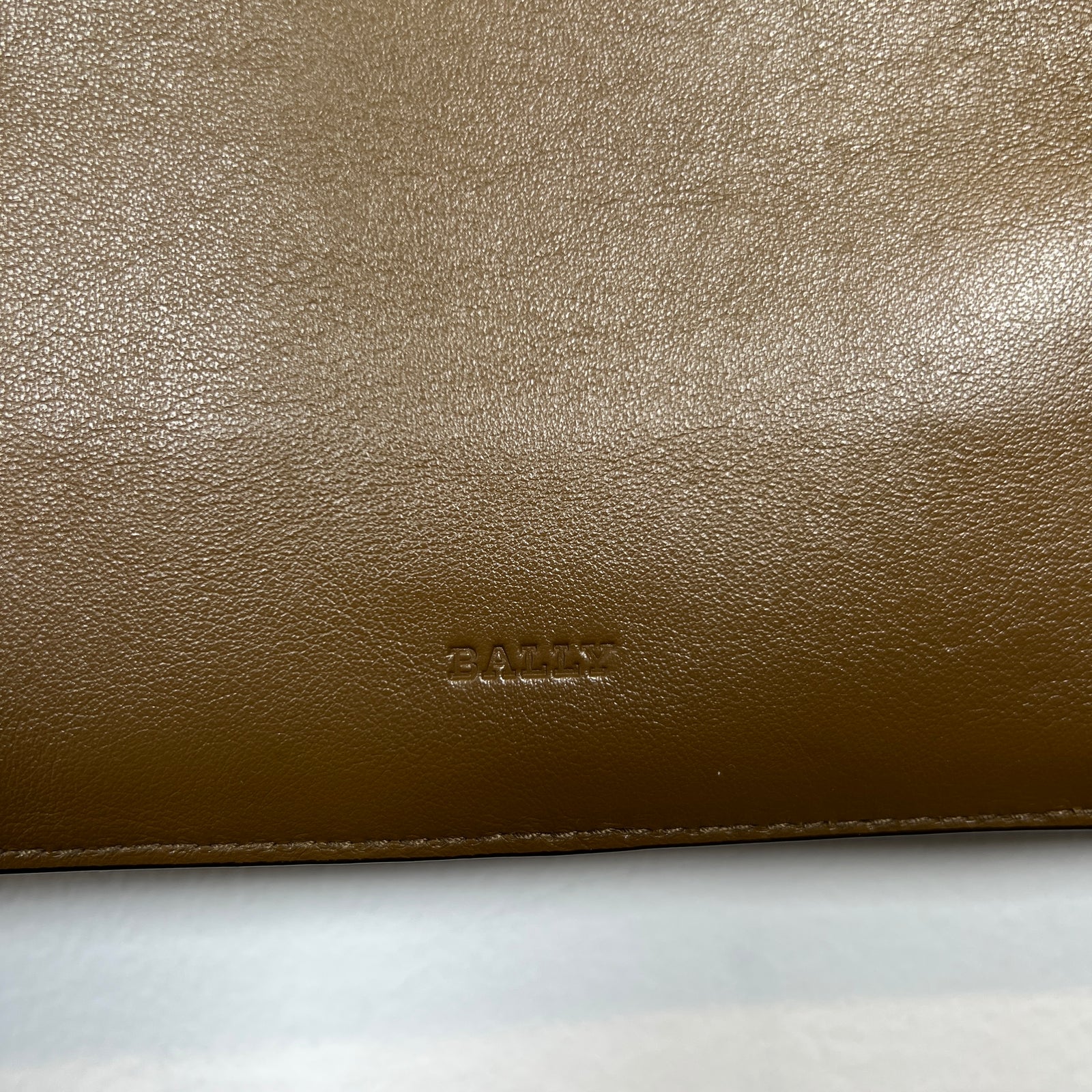 Bally Khaki Gold Leather Shoulder Bag