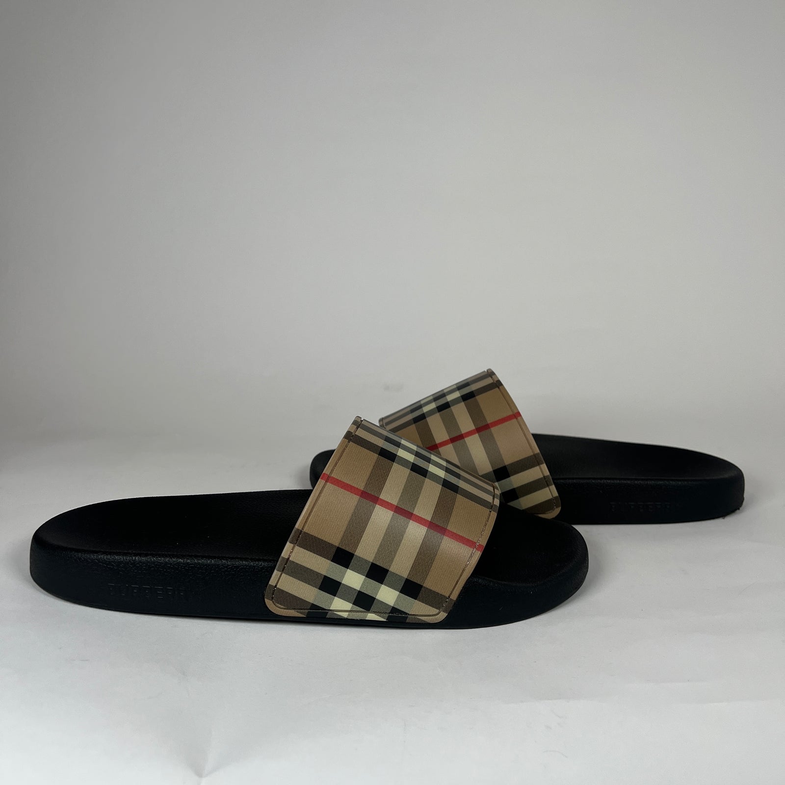 Burberry Pool Slides Size 40