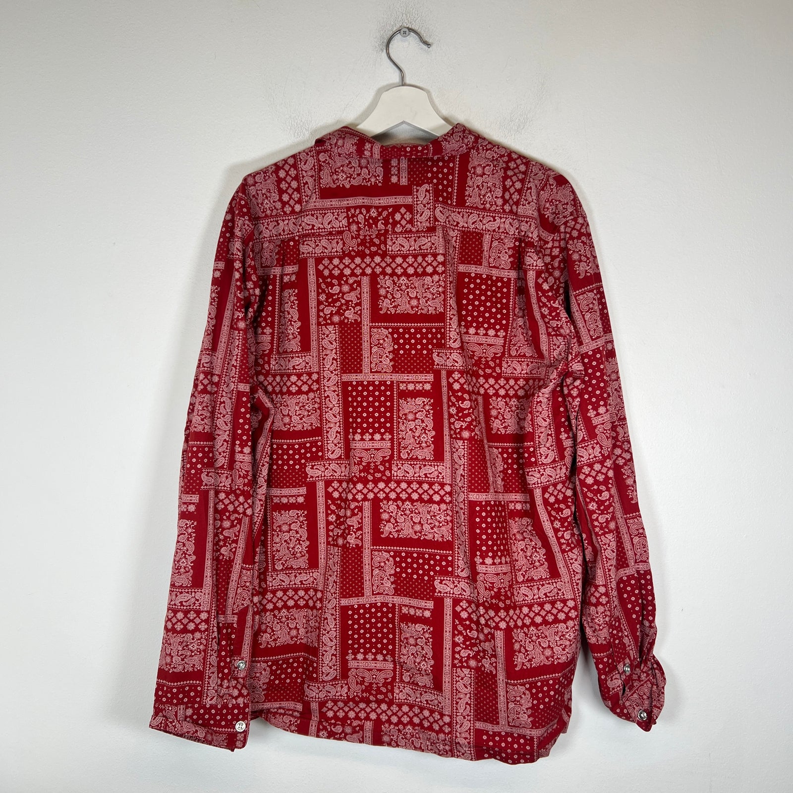 Purple Brand Red Paisley Button-Up Shirt Size L