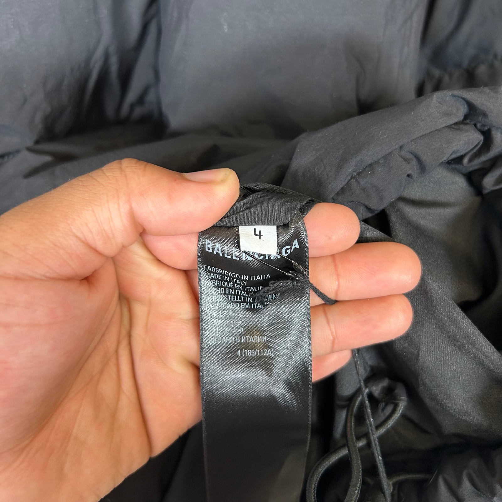 Balenciaga Black AW22 Pullover Hooded Puffer Jacket Size 4