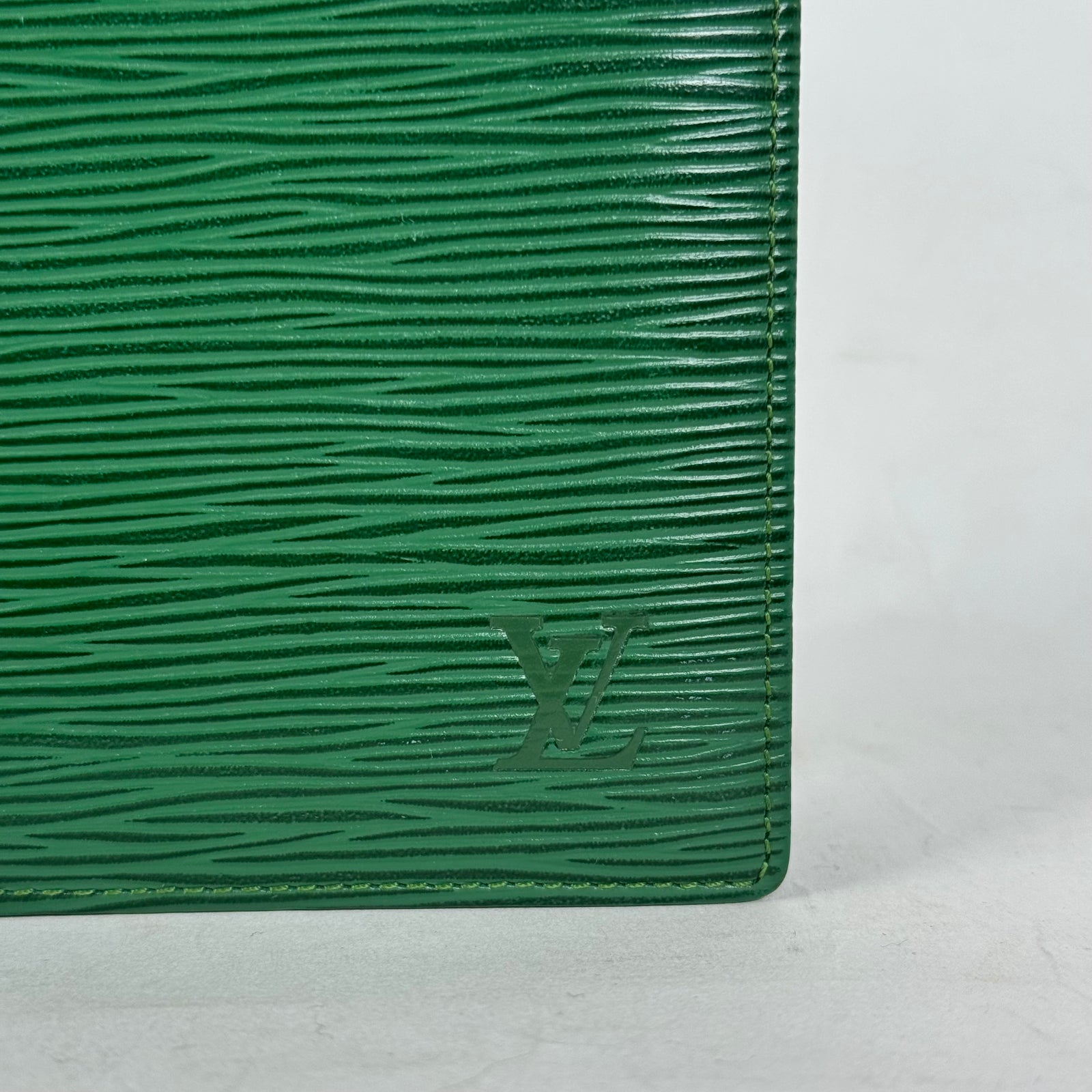 Louis Vuitton Green Epi Leather Wallet