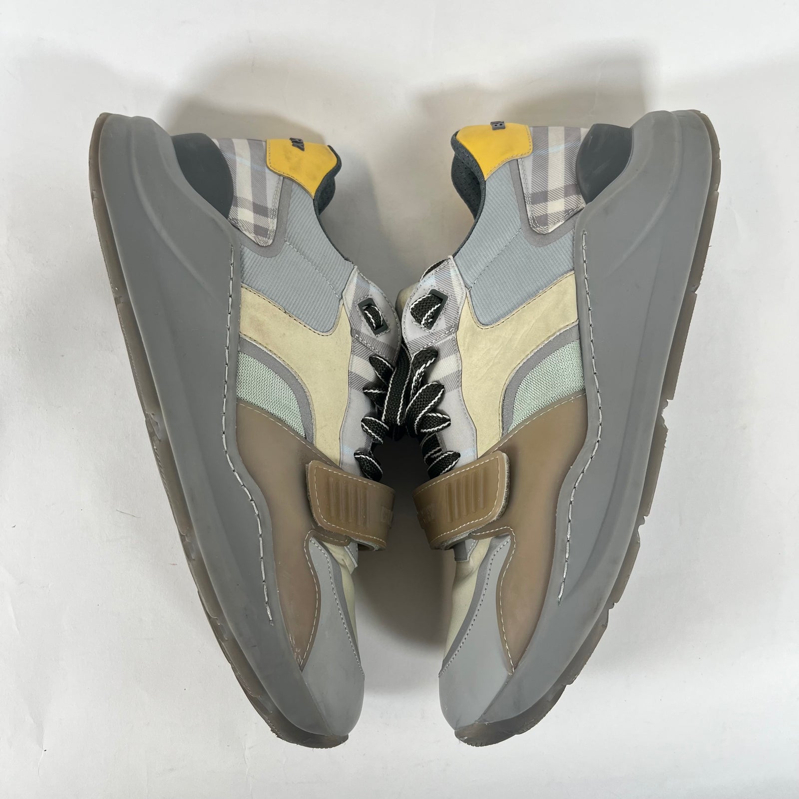 Burberry Grey/Yellow Ramsey Sneakers Size 44