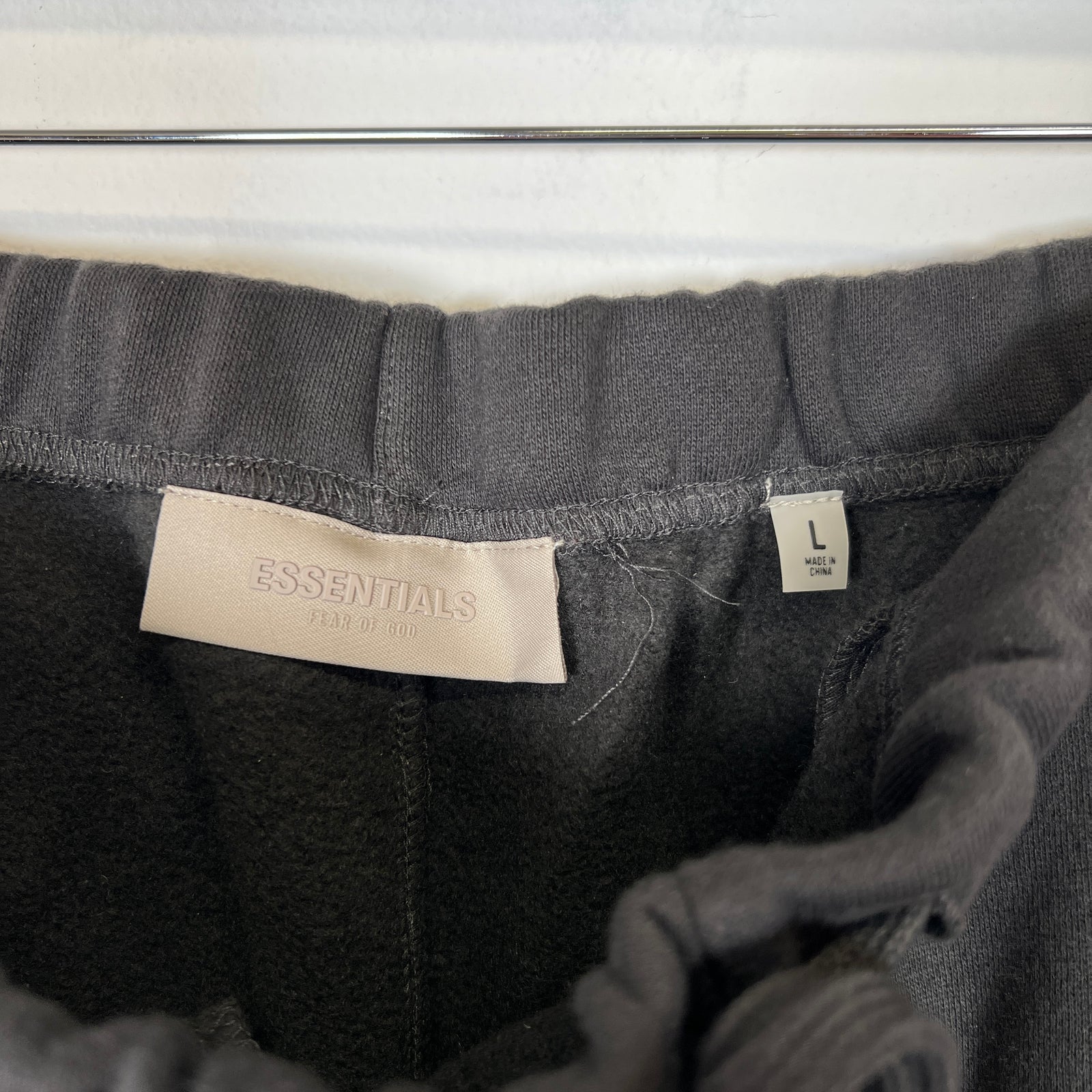 Essentials Black 1977 Sweatpants Sz L