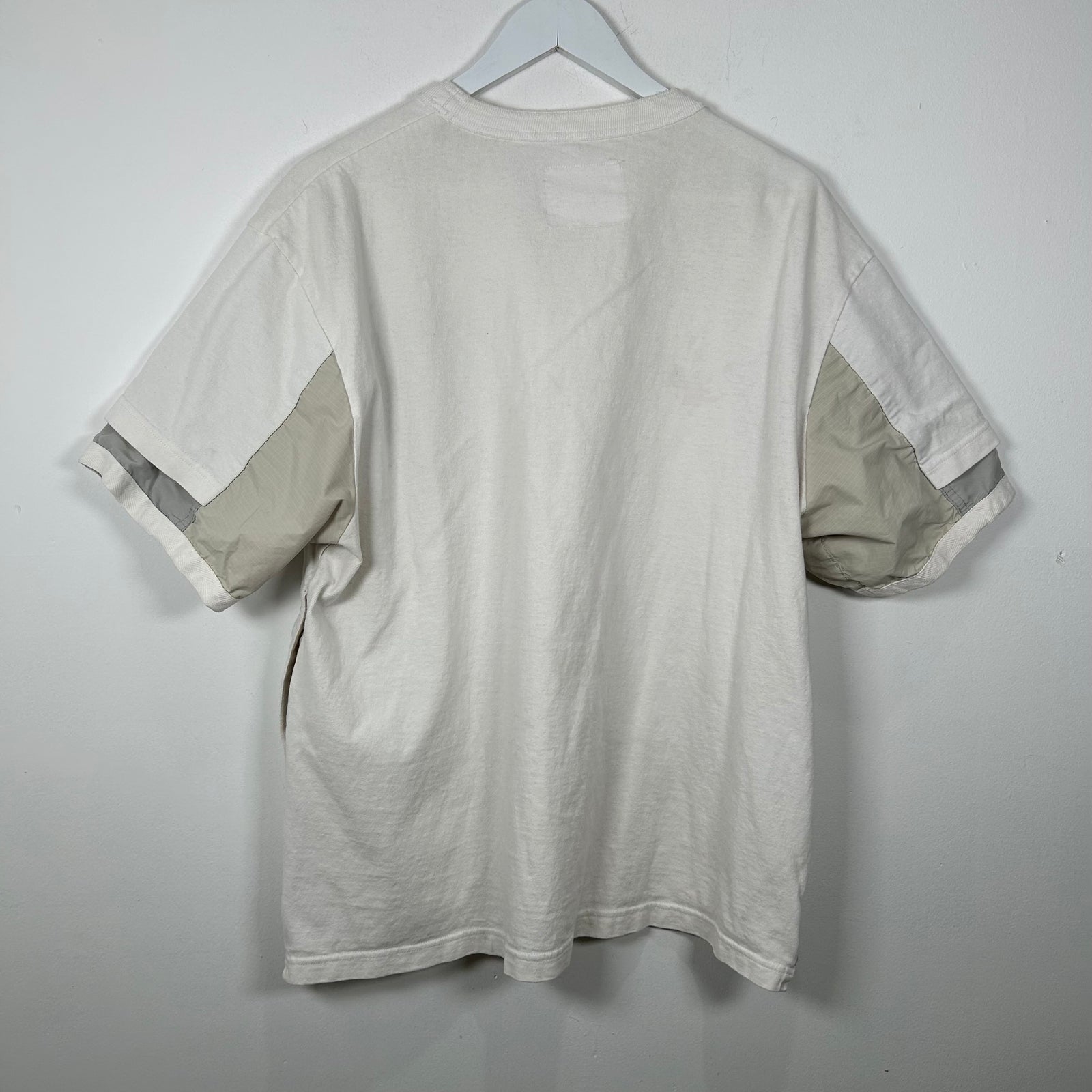 Sacai White Zipper-Pocket Shirt Size M