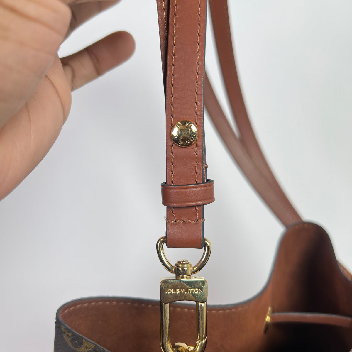 Louis Vuitton Monogram NeoNoe MM Bucket Bag