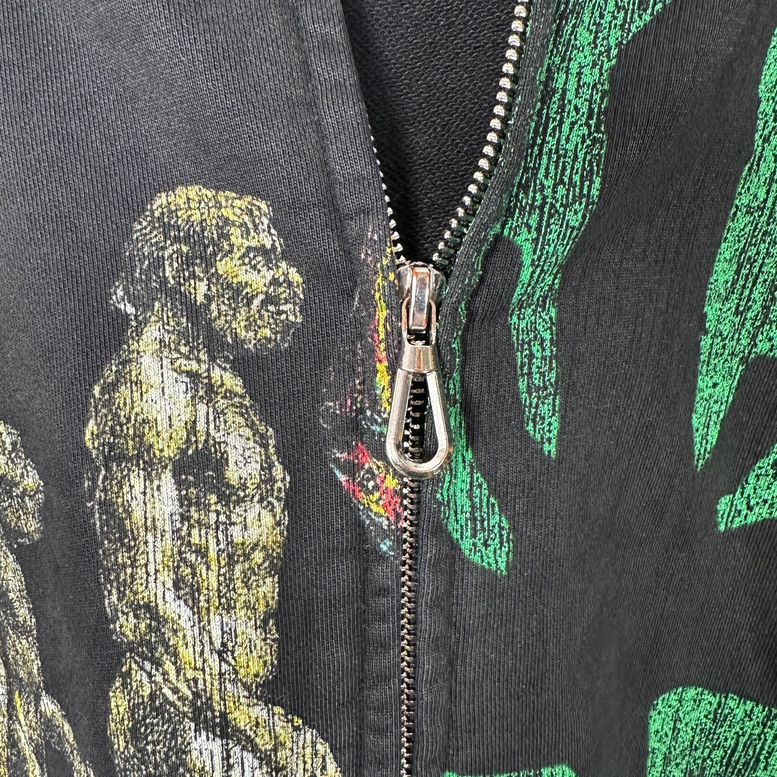Vertabrae Montage Black Zip Up Hoodie Size L
