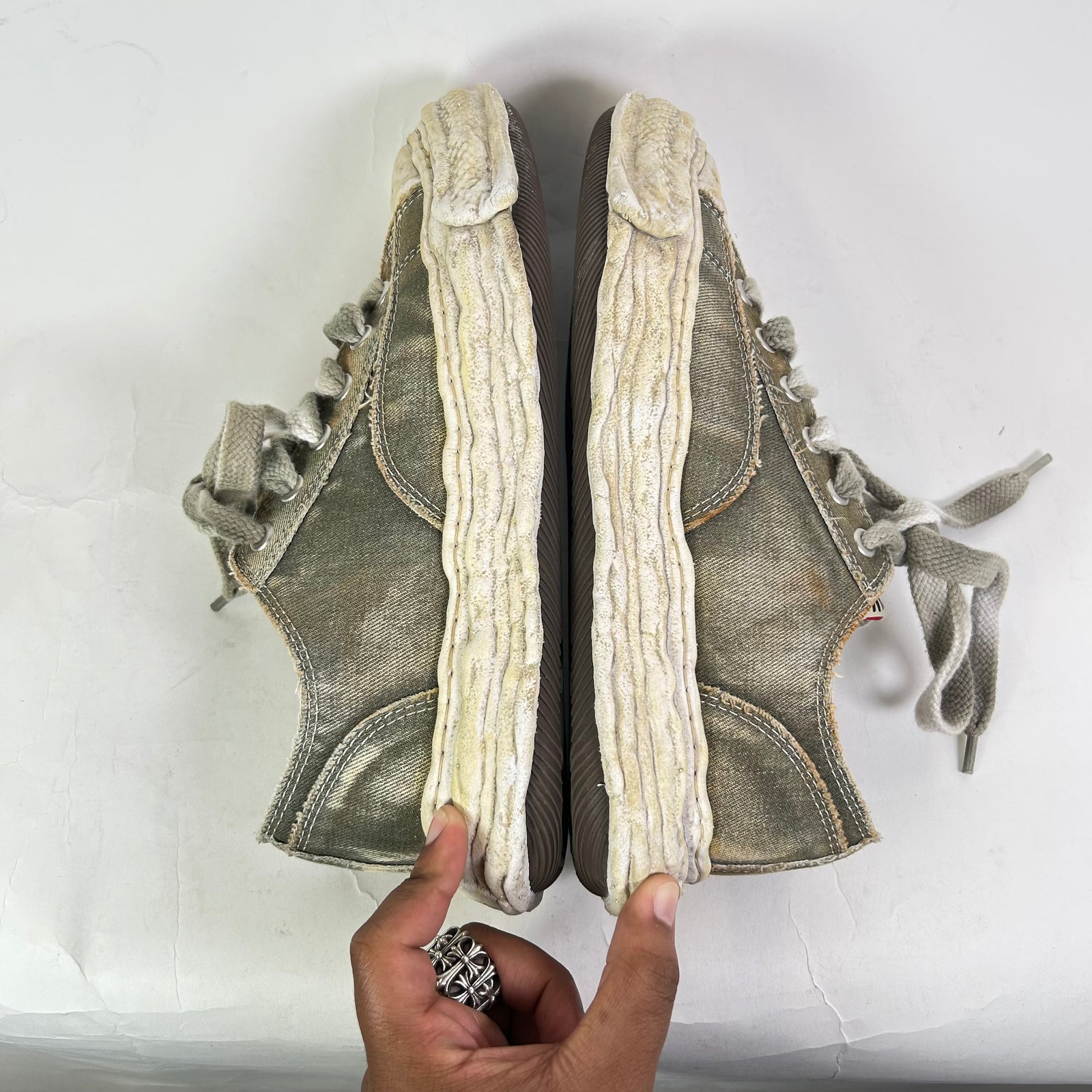 MMY Peterson23 OG Sole Low-Top Sneakers