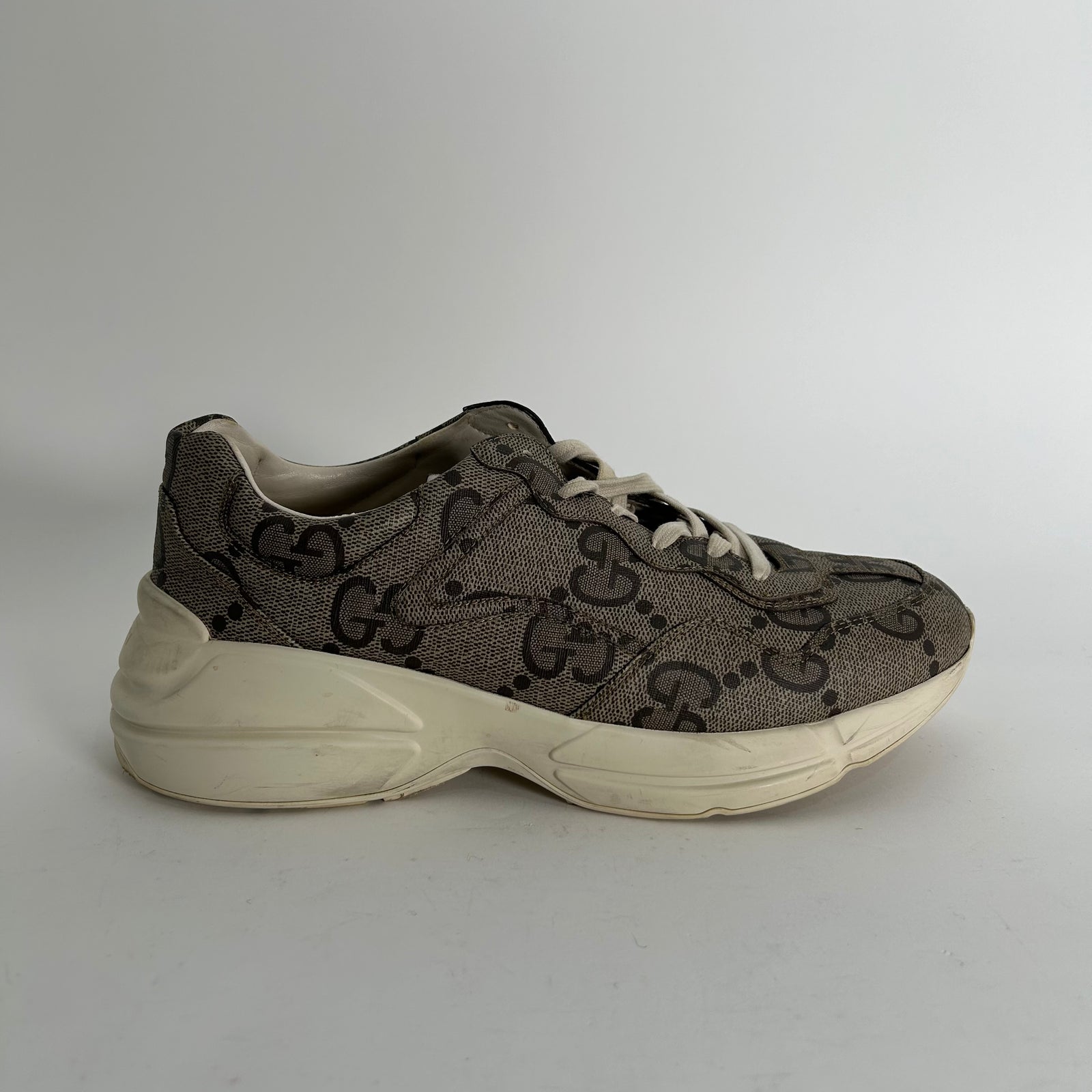 Gucci Rython Large GG Monogram Size 10.5